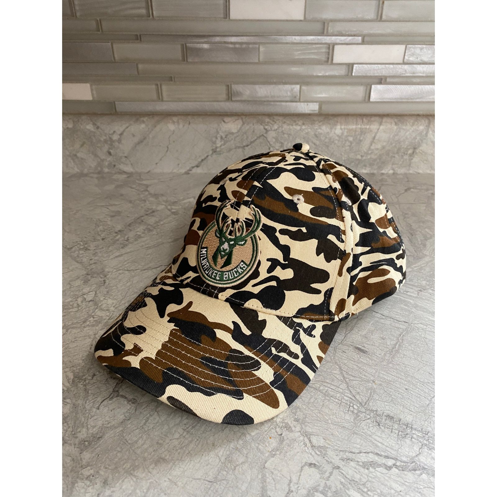 NBA Milwaukee Bucks Camo NBA Basketball Strapback Hat Size ONE SIZE - 1 Thumbnail