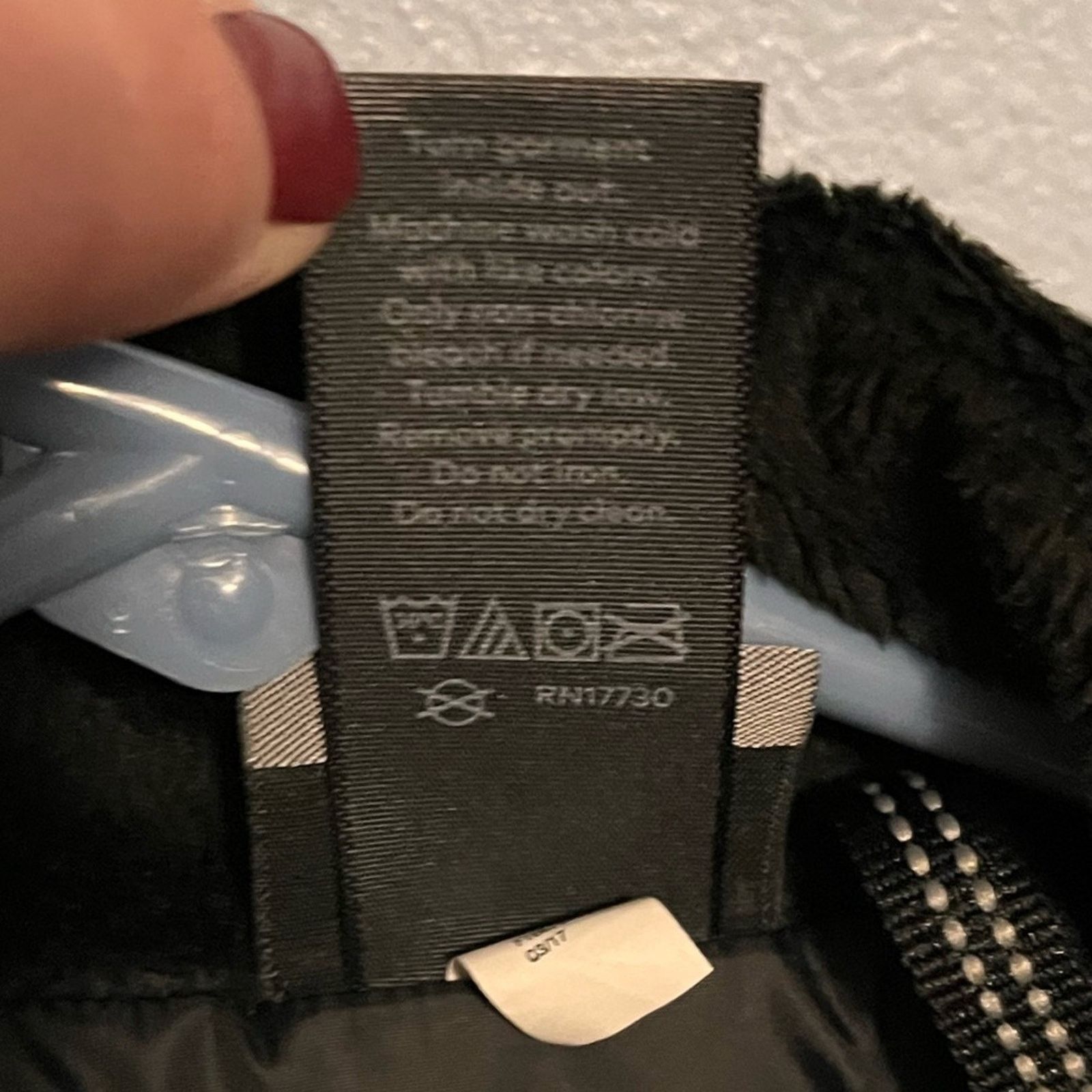 Champion Champion silver puffer Jacket with hood size Medium Size M / US 6-8 / IT 42-44 - 8 Thumbnail