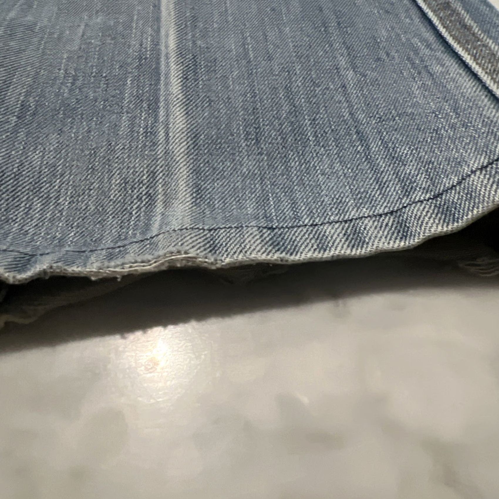 Levi's VINTAGE Levi’s 207 Orange Tab Flare Bell Bottoms Womens W28 L33 Thrashed Faded Denim 1970s Womens Mens Boys? Size 28" / US 6 / IT 42 - 6 Thumbnail
