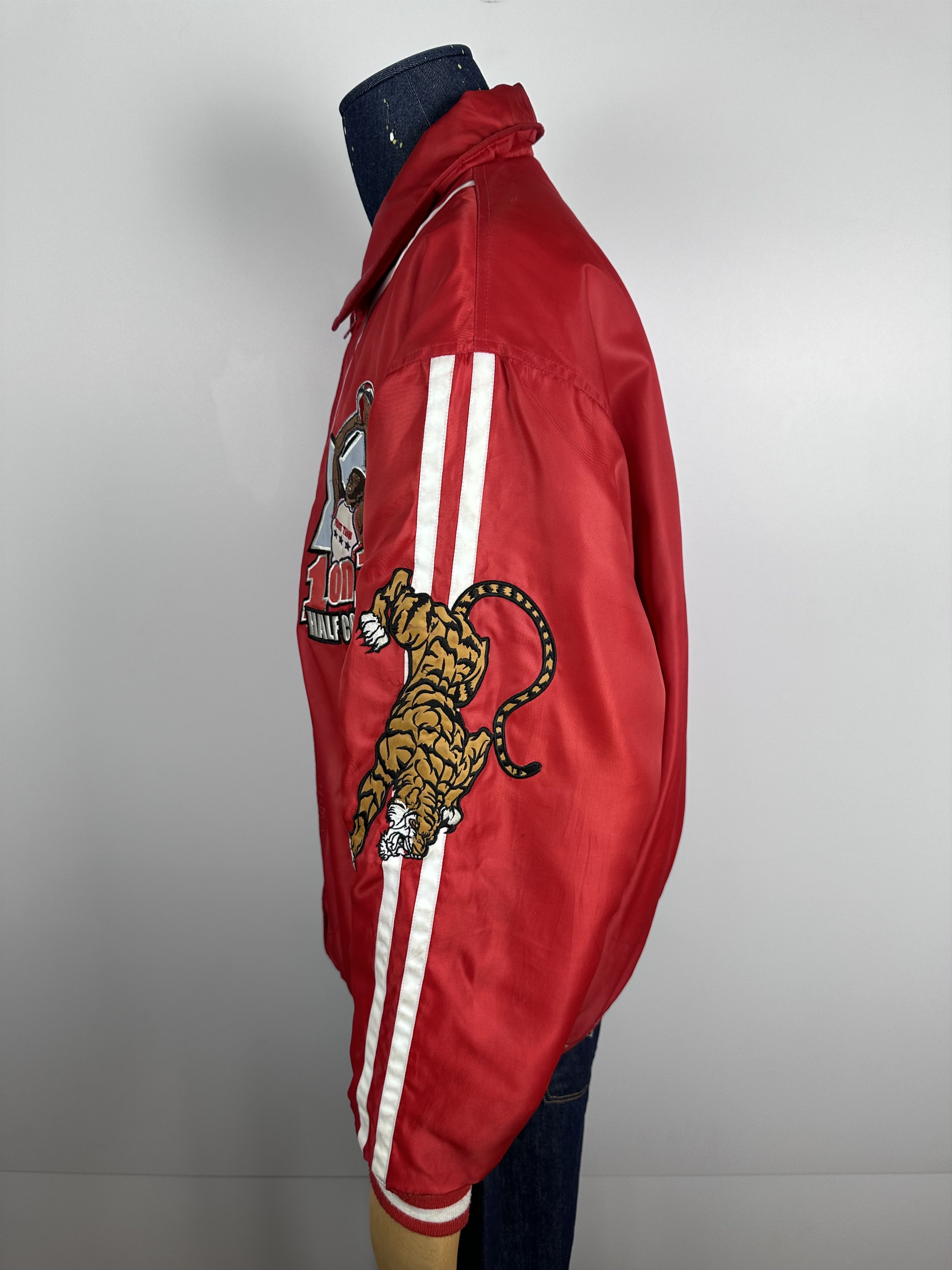 NBA × Vintage Vintage Raw Blue 1on1 Basketball Bomber Jacket NBA Red Mens Size US XL / EU 56 / 4 - 6 Thumbnail