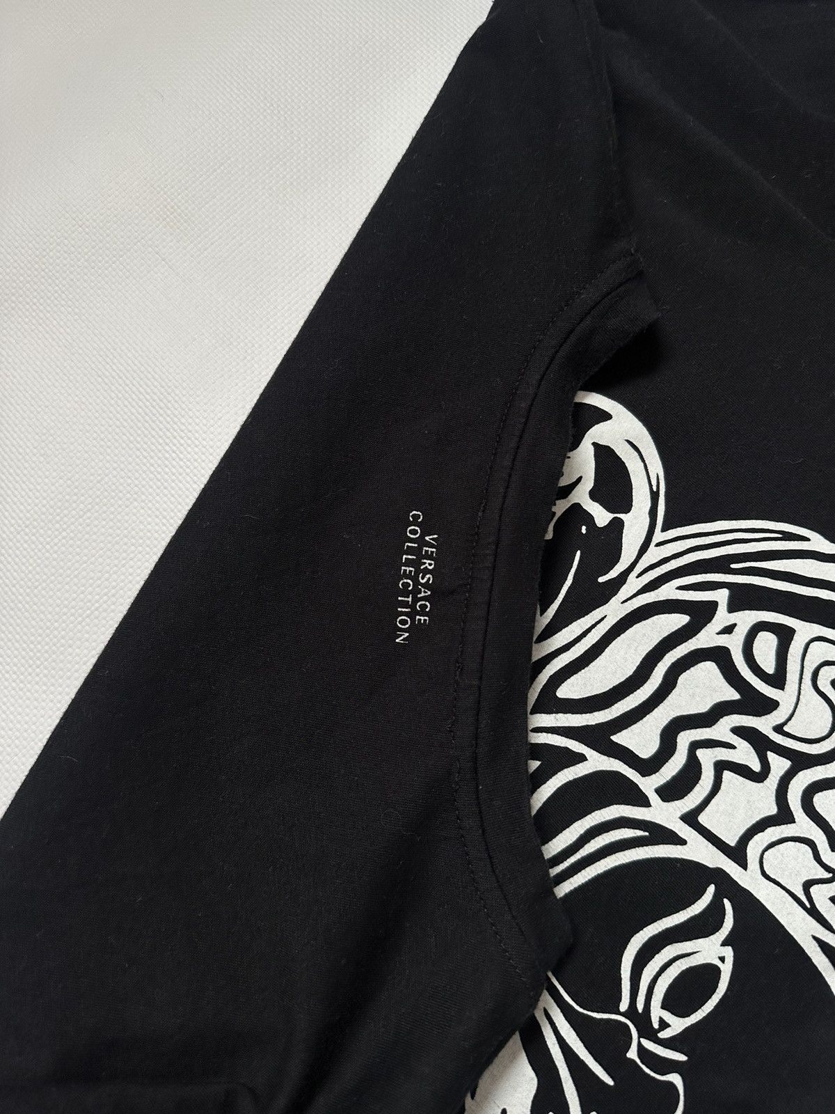 Versace Versace Medusa T-shirt Versace Big Logo Size US L / EU 52-54 / 3 - 7 Thumbnail