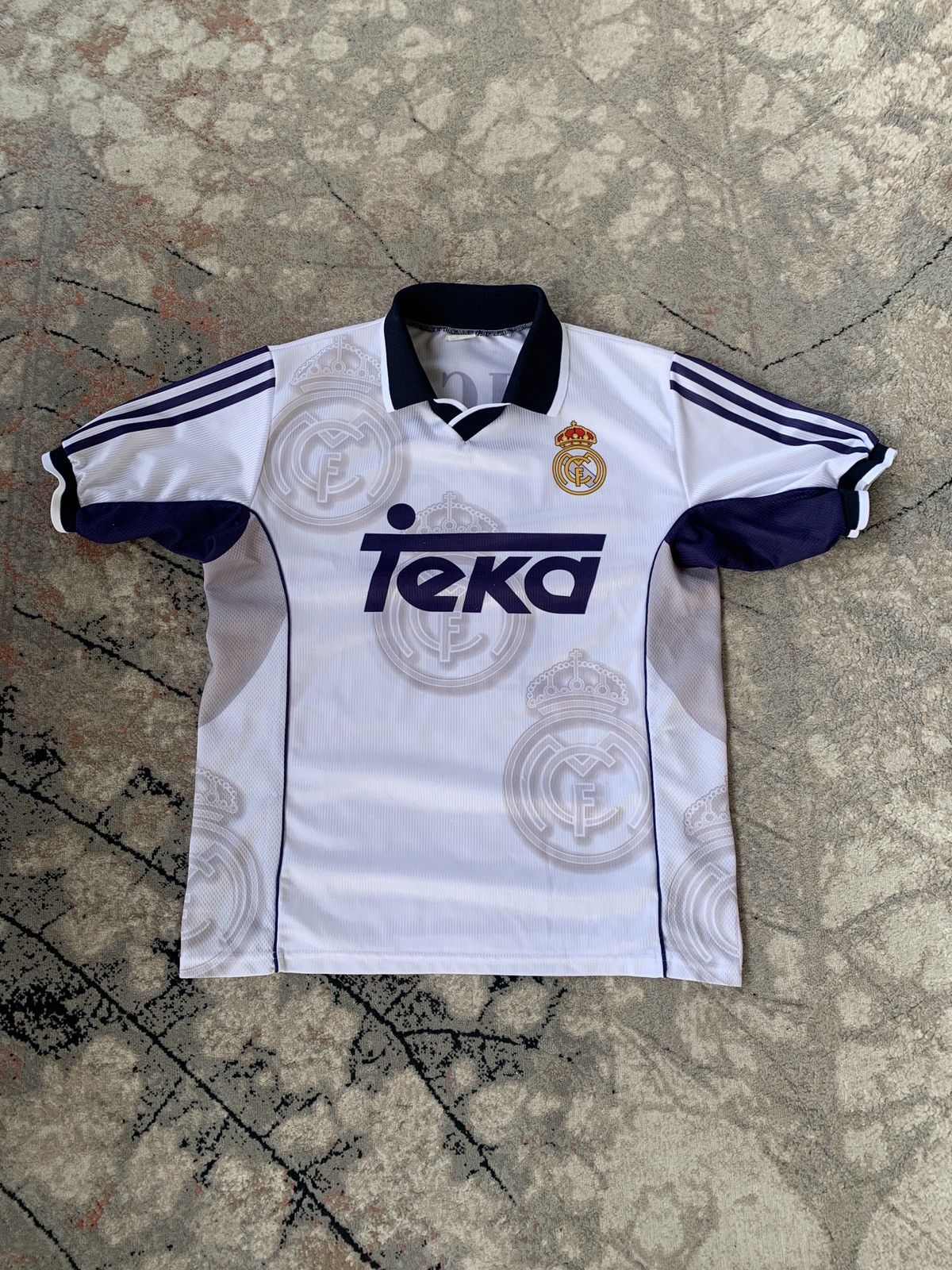 Vintage NON ORIGINALE Real Madrid FIGO 10 Vintage Jersey | Grailed
