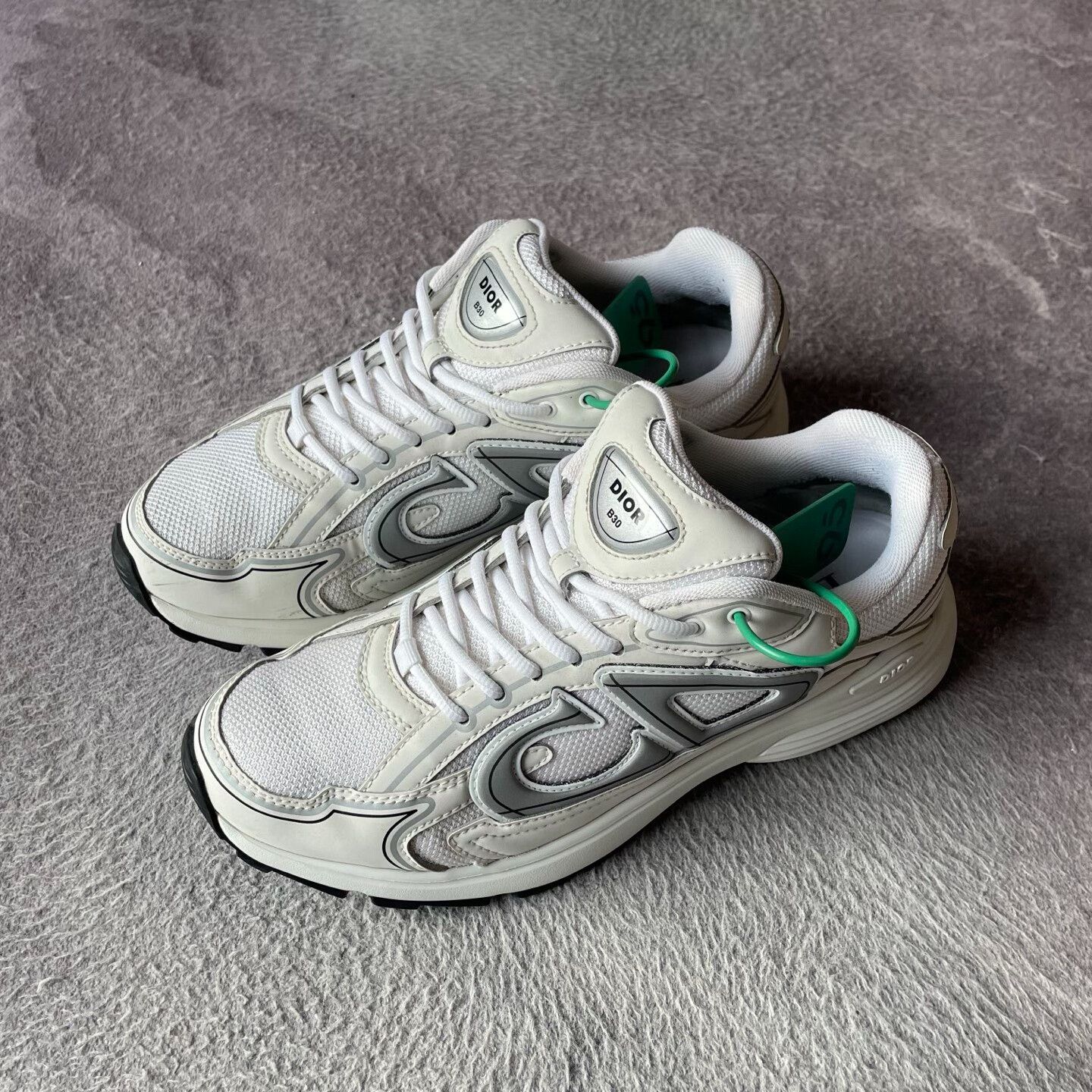 Dior Dior White Lowtop Sneakers 30 Men Size US 10 / EU 43 - 1 Thumbnail