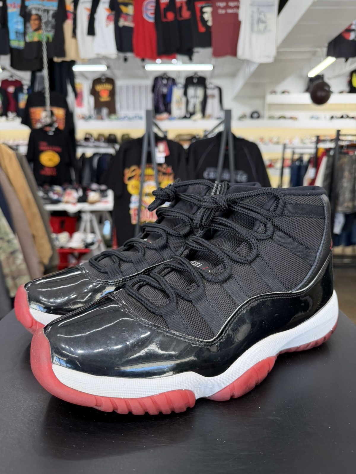 Jordan Brand Air Jordan 11 Playoffs Bred Size 11.5 (2019) Size US 11.5 / EU 44-45 - 1 Thumbnail