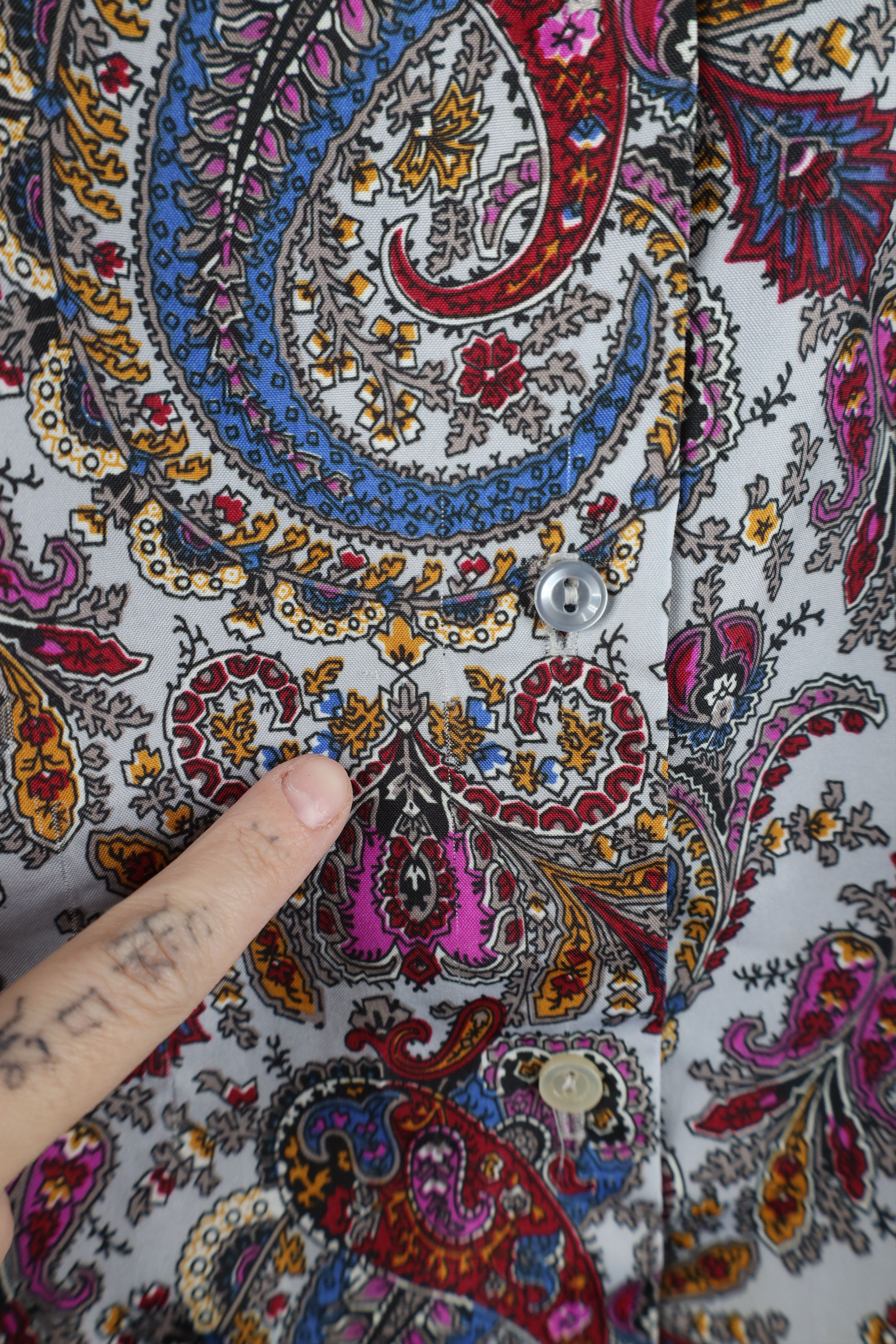 Vintage Vintage 60s 70s Streetwear Paisley Ruffled Button Shirt USA Size XL / US 12-14 / IT 48-50 - 4 Thumbnail