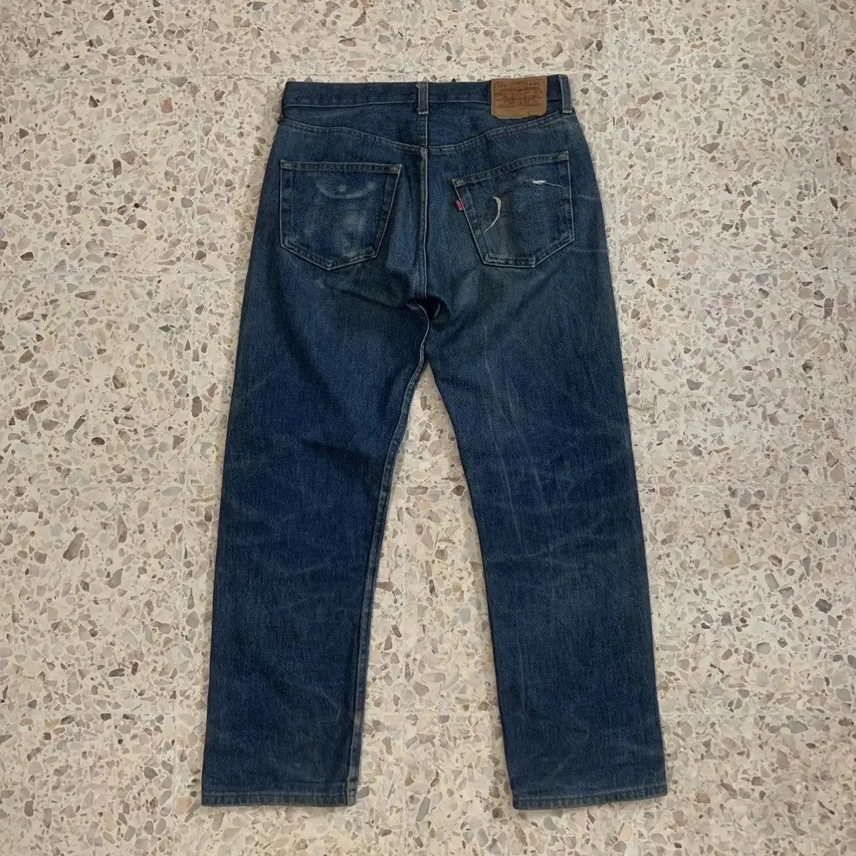 Levi's Vintage Levi’s 501 Jeans Levis Ripped Distressed Denim Pants Size US 30 / EU 46 - 2 Thumbnail