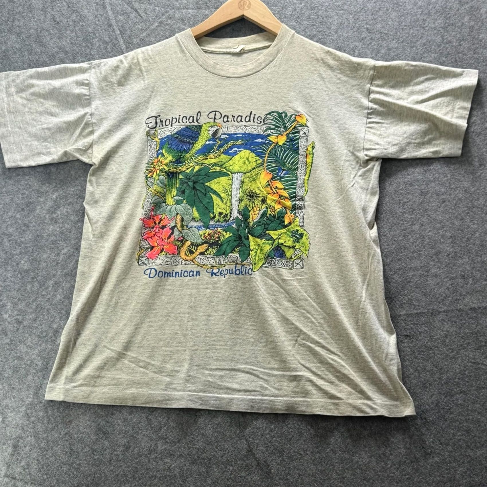 Paradise Cub Shirt Mens XL Beige Tropical Paradise Dominican Republic Graphic Tee Size US XL / EU 56 / 4 - 2 Thumbnail