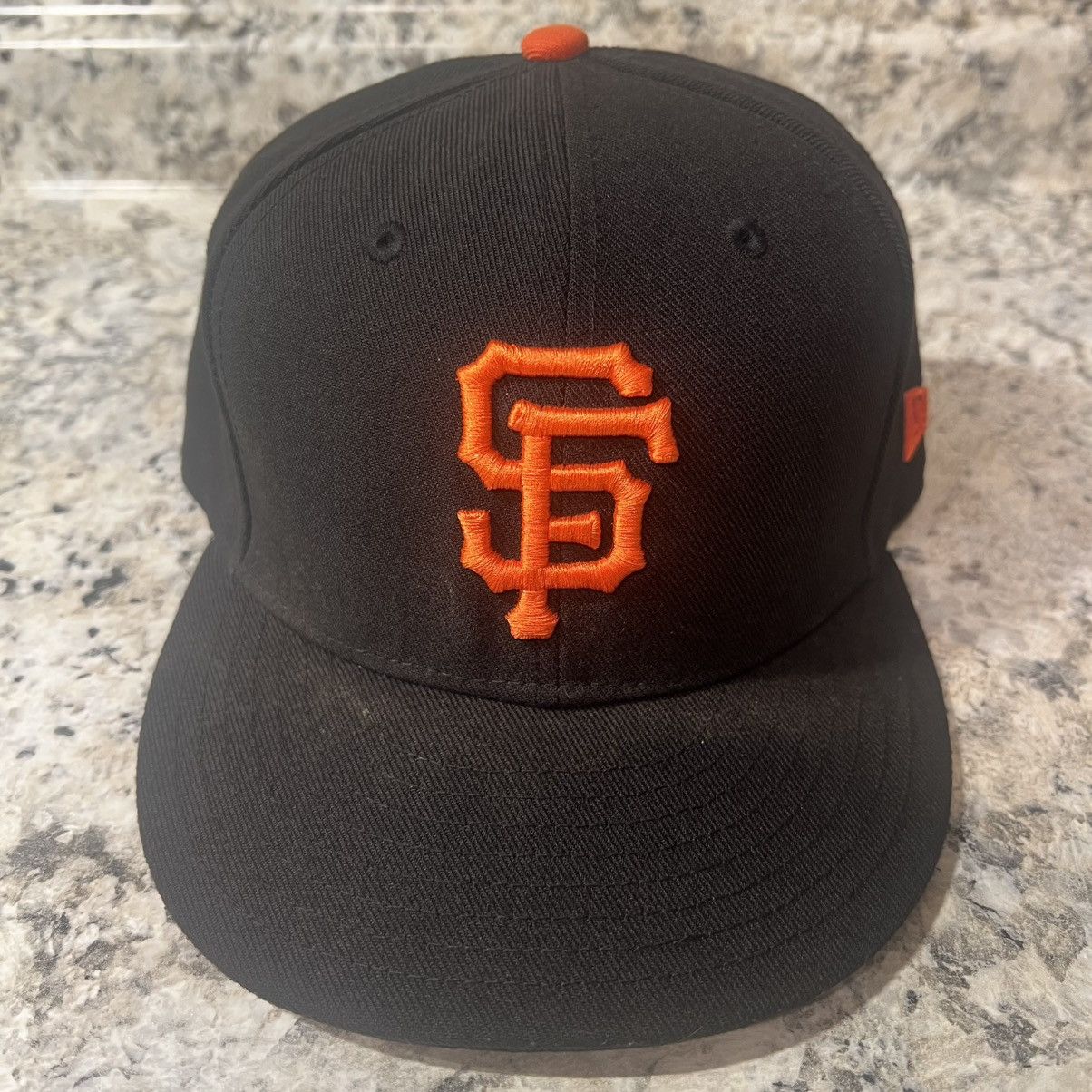 MLB × New Era SanFrancisco Giants Black Baseball Hat 7 1/2 59.6cm Men’s Size ONE SIZE - 1 Thumbnail