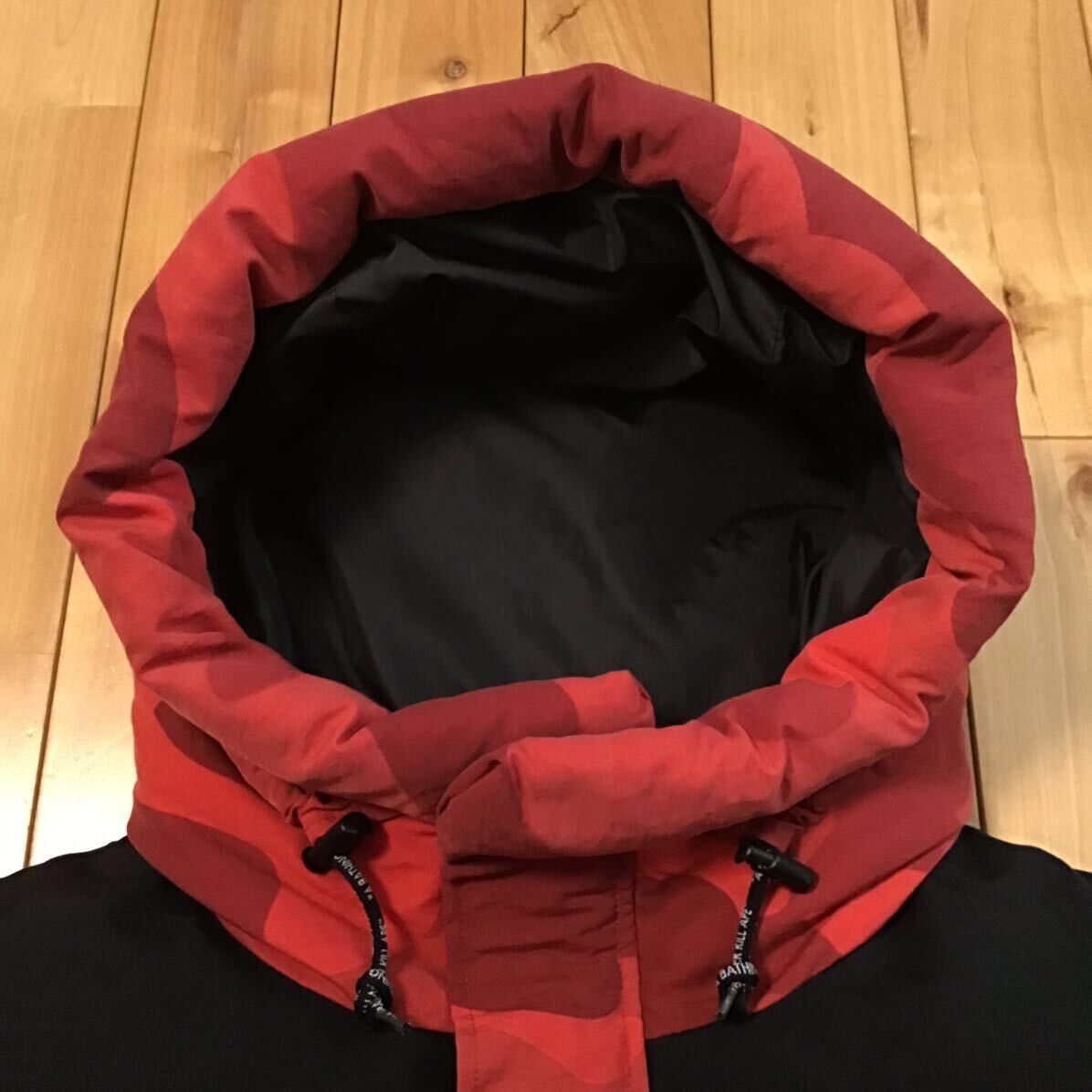 Bape × Nigo BAPE Giant Red camo Down Jacket a bathing ape zoom camo NIGO Size US XXL / EU 58 / 5 - 3 Thumbnail
