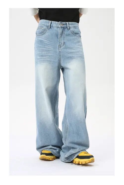 Other Washed creased distressed light blue jeans Size US 32 / EU 48 - 1 Thumbnail