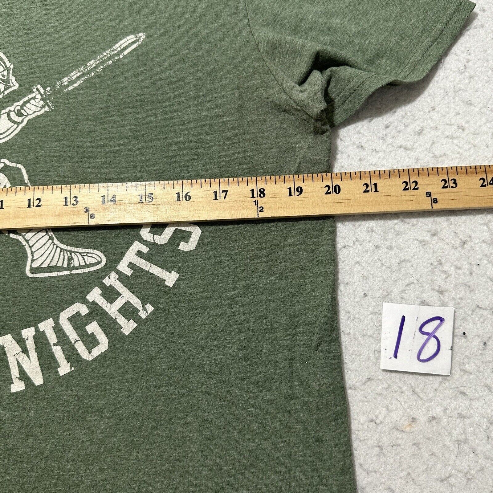 Other Gannon University GU Knights Medium Green Graphic T Shirt Size US M / EU 48-50 / 2 - 7 Thumbnail