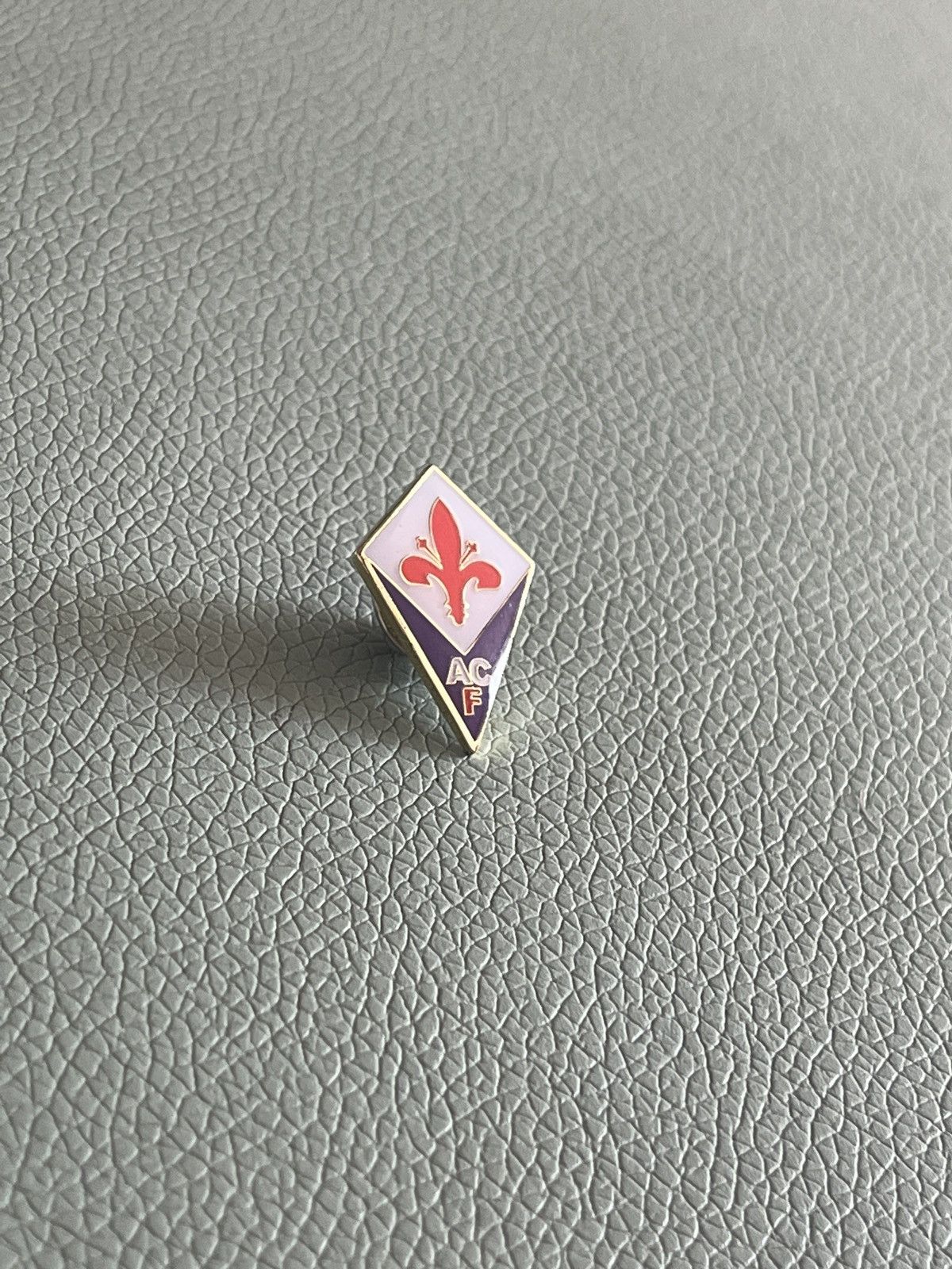 Vintage AC Fiorentina logo vintage pin Size ONE SIZE - 2 Thumbnail