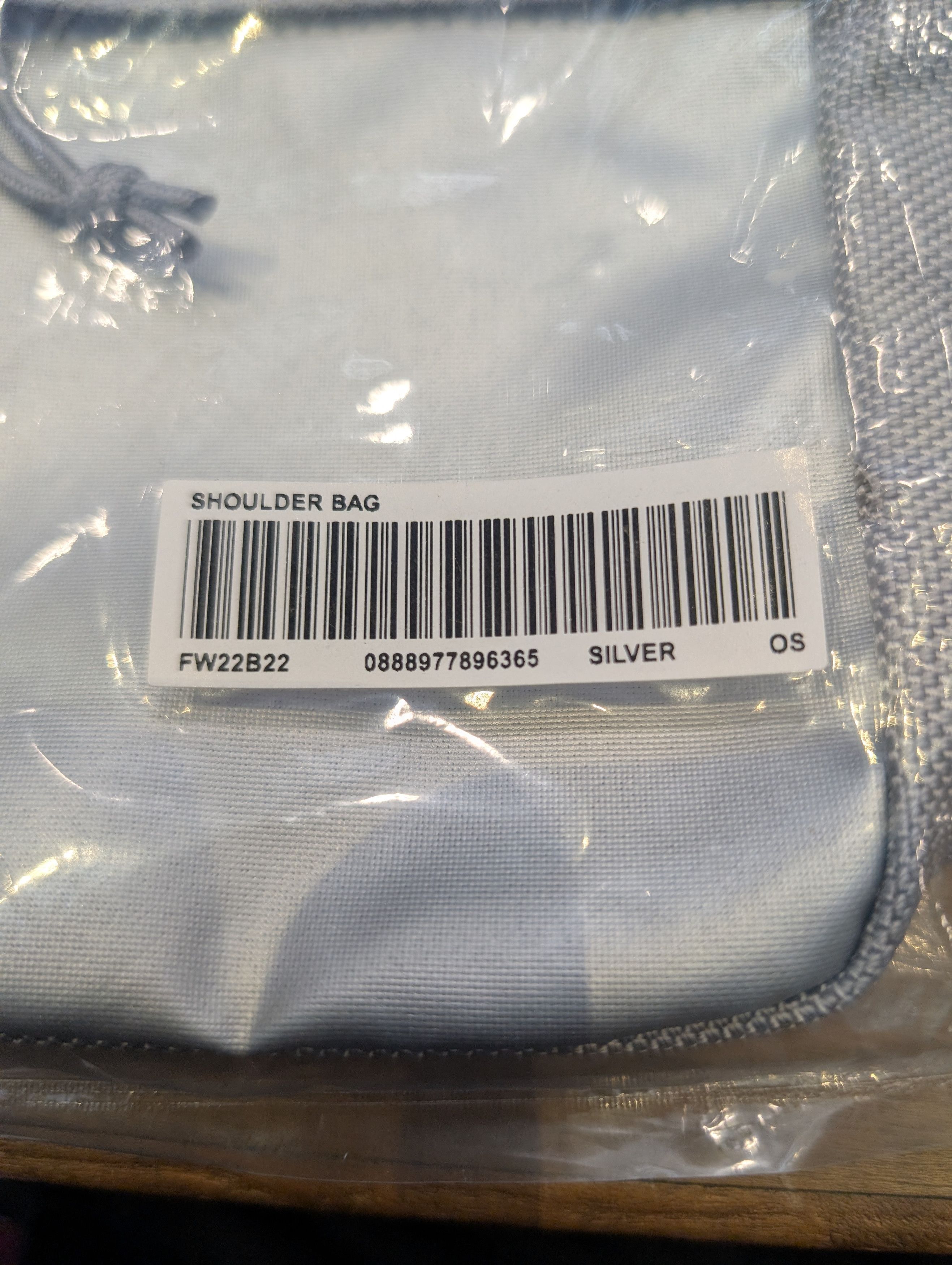 Supreme Supreme shoulder bag fw22 silver new sealed Size ONE SIZE - 3 Thumbnail