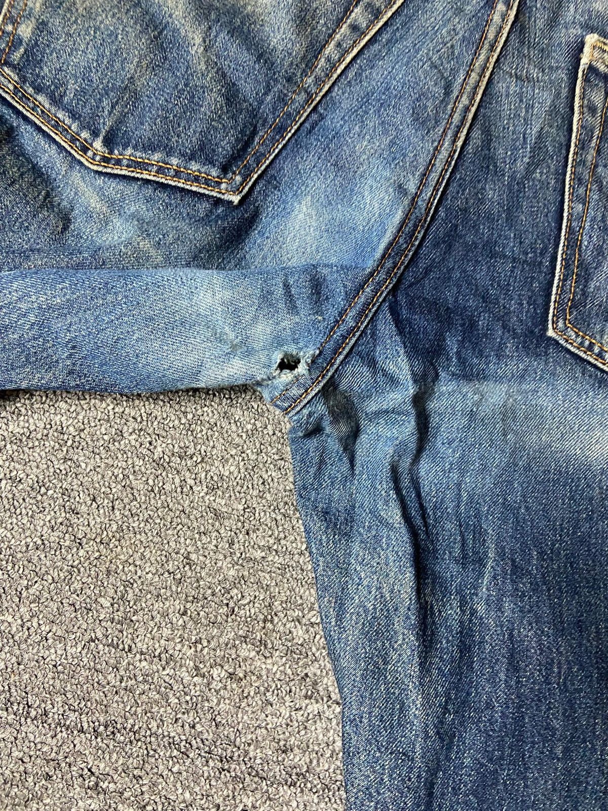 Japanese Brand × Uniqlo × Vintage UNIQLO Brand Distressed Denim Selvedge Jeans (129) Size US 36 / EU 52 - 3 Thumbnail