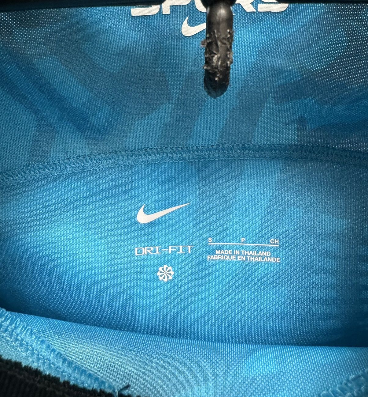 Nike Nike Tottenham hotspurs soccer jersey S-M sz Size US S / EU 44-46 / 1 - 9 Thumbnail