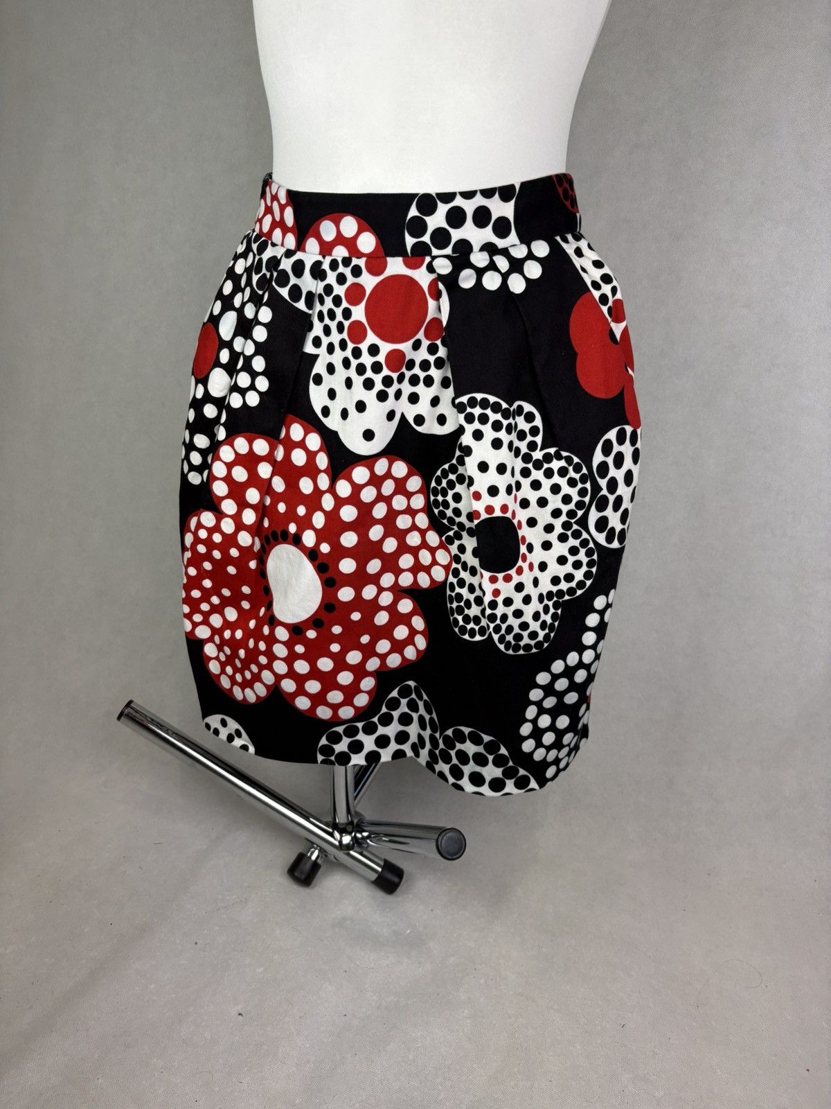 Dolce & Gabbana Dolce & Gabbana skirt Size 28" / US 6 / IT 42 - 2 Thumbnail