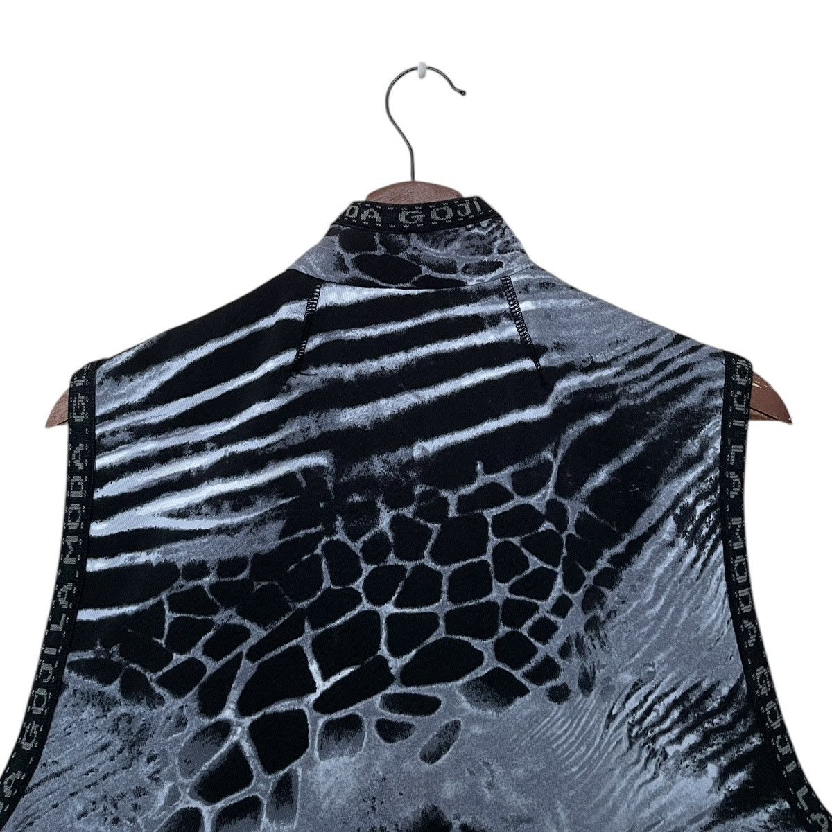 Arts & Science × Japanese Brand × Vintage Vintage Japanese Brand La Moda Goji Art Vest 1990s Size US M / EU 48-50 / 2 - 4 Thumbnail