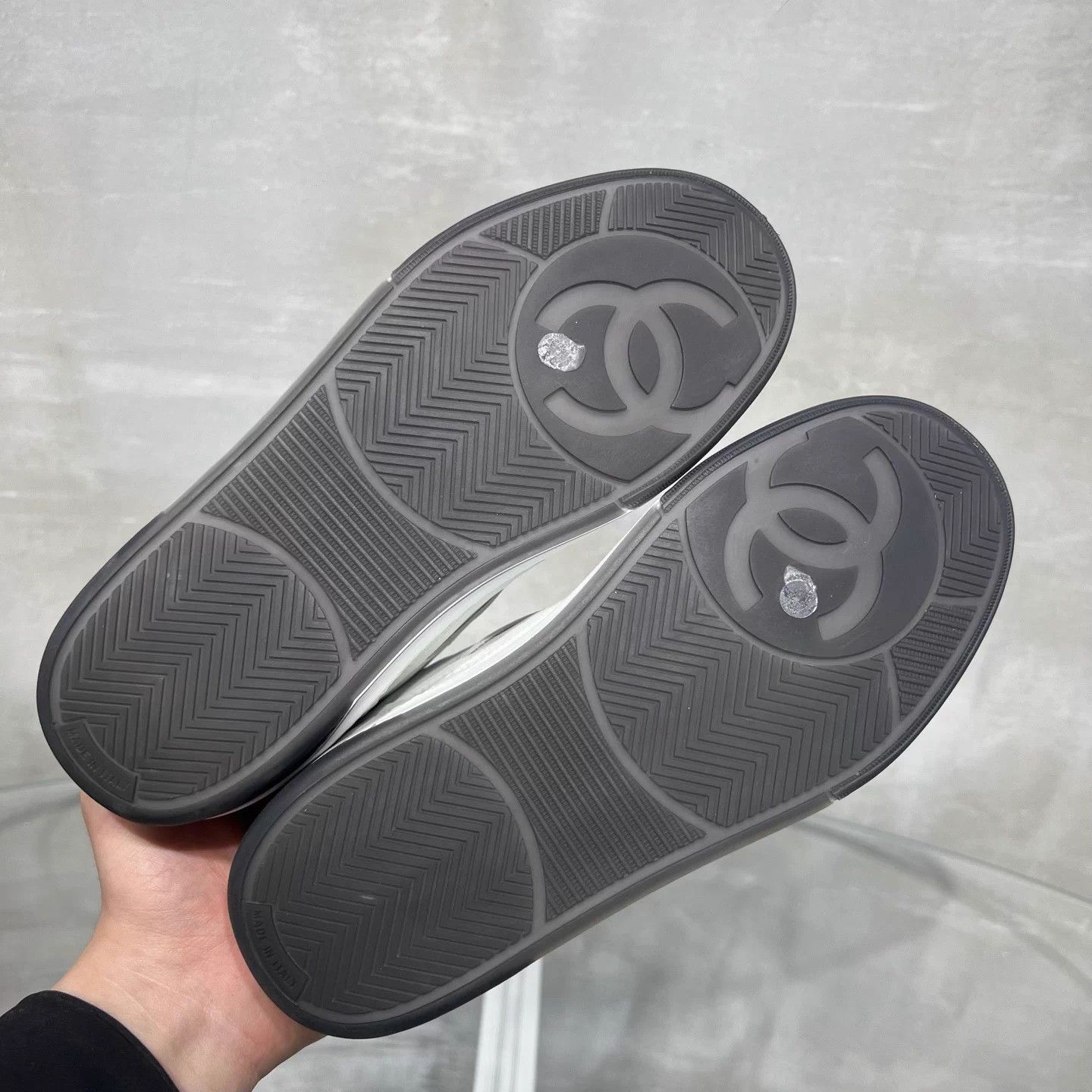 Chanel Chanel Classic CC 24P Black White Panda Sneakers 35.5 Size US 4.5 / IT 34.5 - 7 Thumbnail