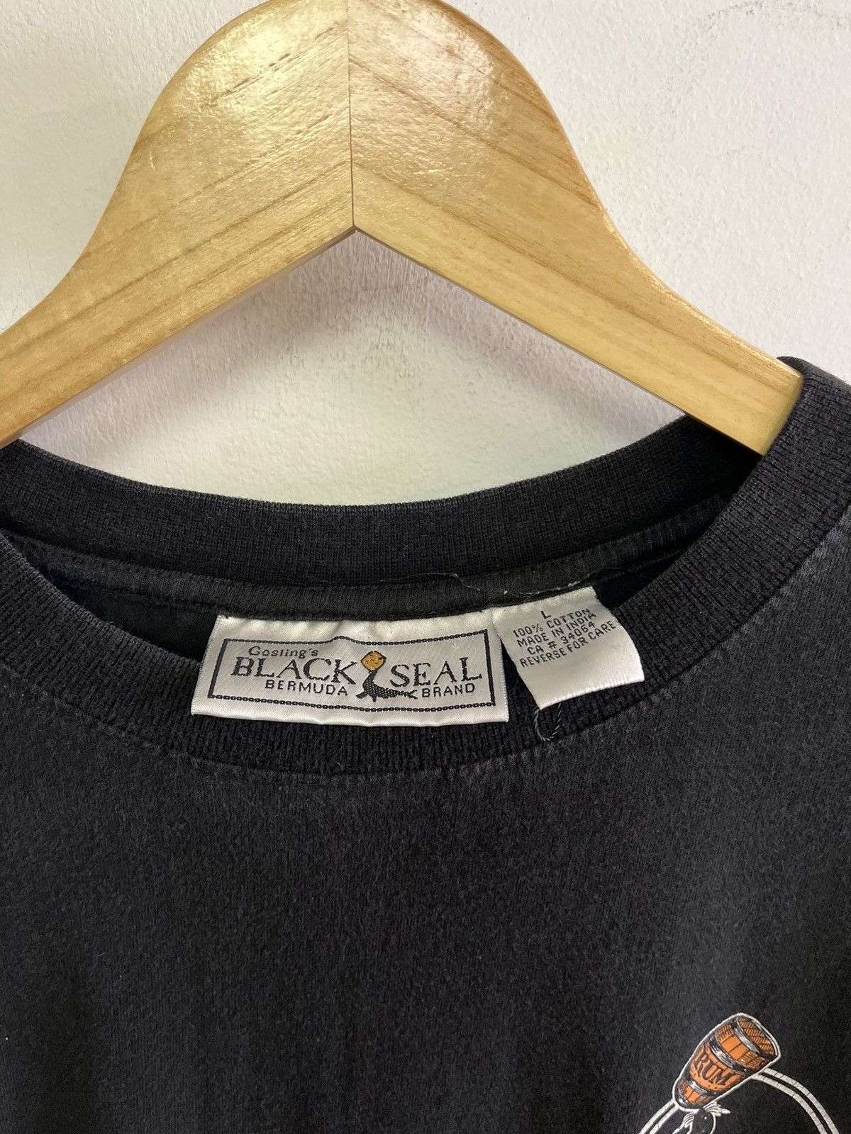 Vintage 90’s Goslings Rum Tee Size US L / EU 52-54 / 3 - 4 Thumbnail