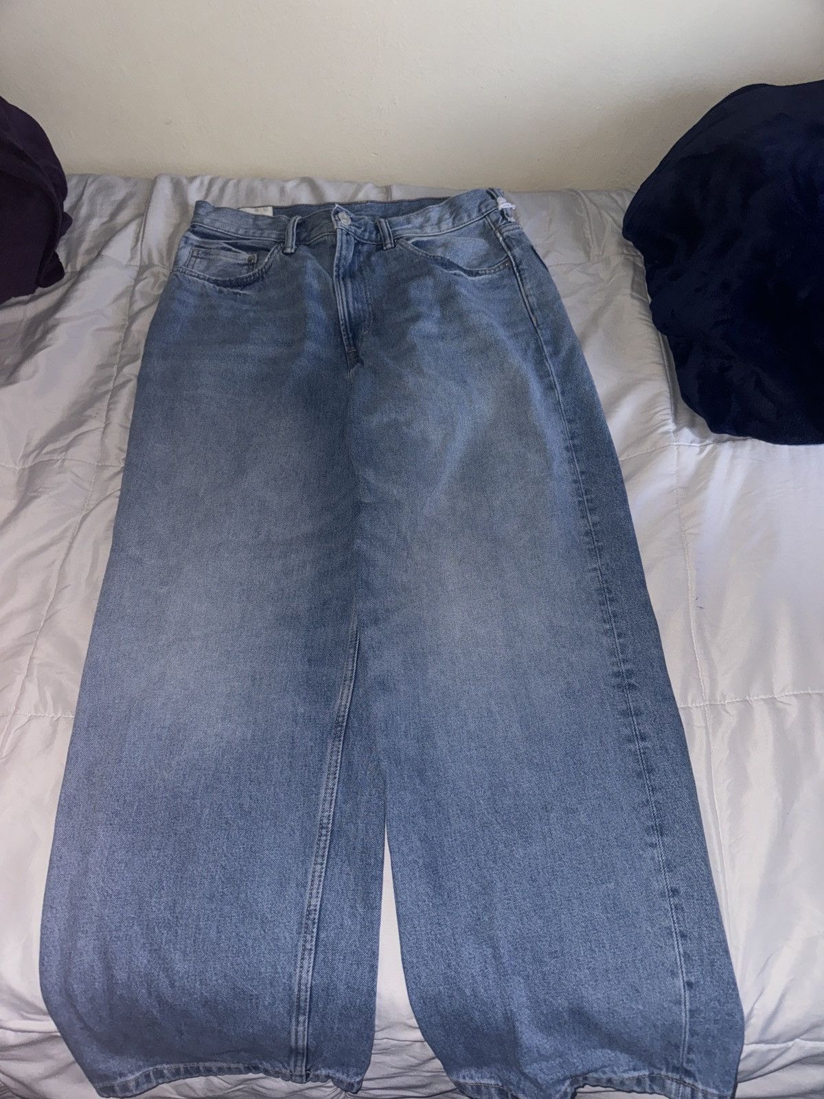 H&M HNM Baggy Jeans 32x30 Never worn Size US 32 / EU 48 - 1 Thumbnail