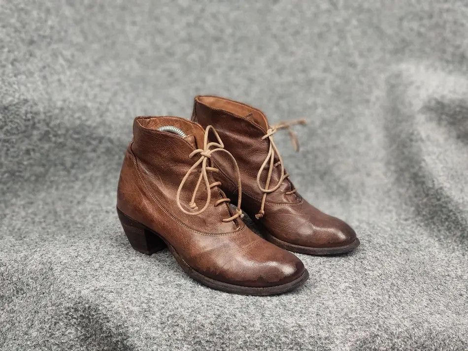 Officine Creative Officine Creative Leather Ankle lace Boots high-heeled Size US 7 / IT 37 - 1 Thumbnail