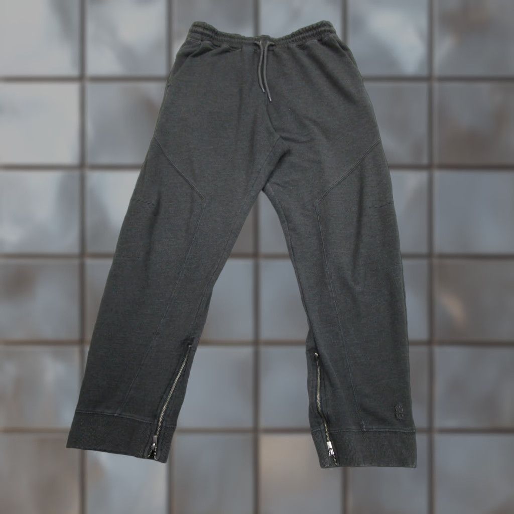 Free People Free People Movement Jogger Pants Womens Small Gray Fleece Zip Hem Sweatpants Size 28" / US 6 / IT 42 - 1 Thumbnail
