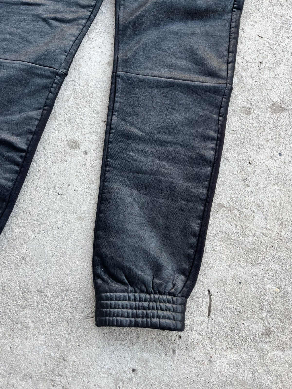 Maison Margiela FW14 Maison Margiela MM6 Painted Sweatpants Pants Y2K Size 27" / US 4 / IT 40 - 8 Thumbnail