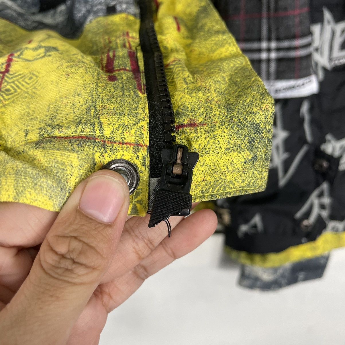 Bonfire Outerwear × Sports Specialties 💥RIDE SNOWBOARD ABSTRACT UTILITY GEAR SKI JACKET Size US M / EU 48-50 / 2 - 15 Thumbnail