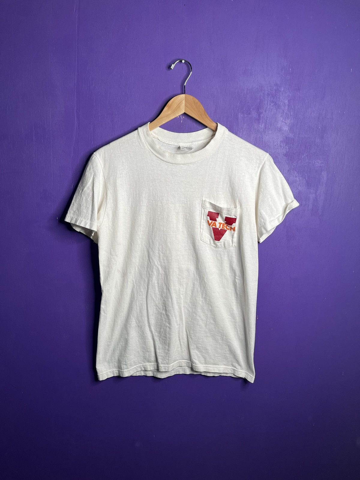 Vintage Vintage 80s Virginia tech pocket logo t-shirt Size US M / EU 48-50 / 2 - 1 Thumbnail