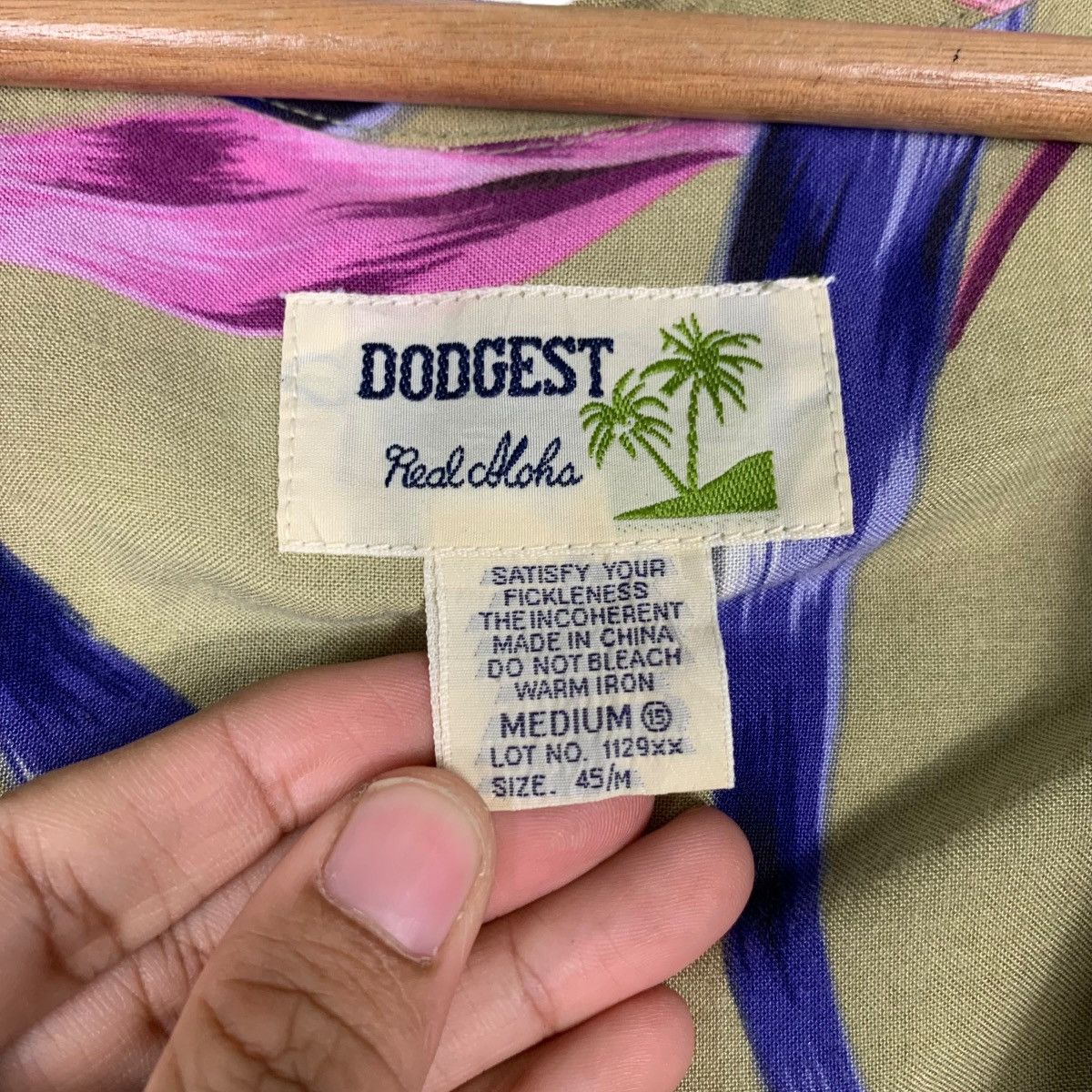 Other DODGEST Real Aloha Graphics 100 Rayon Button Shirt #1418-C64 Size US M / EU 48-50 / 2 - 14 Thumbnail