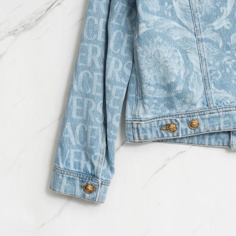 Versace Versace Men's letter-printed denim jacket Size US M / EU 48-50 / 2 - 6 Thumbnail