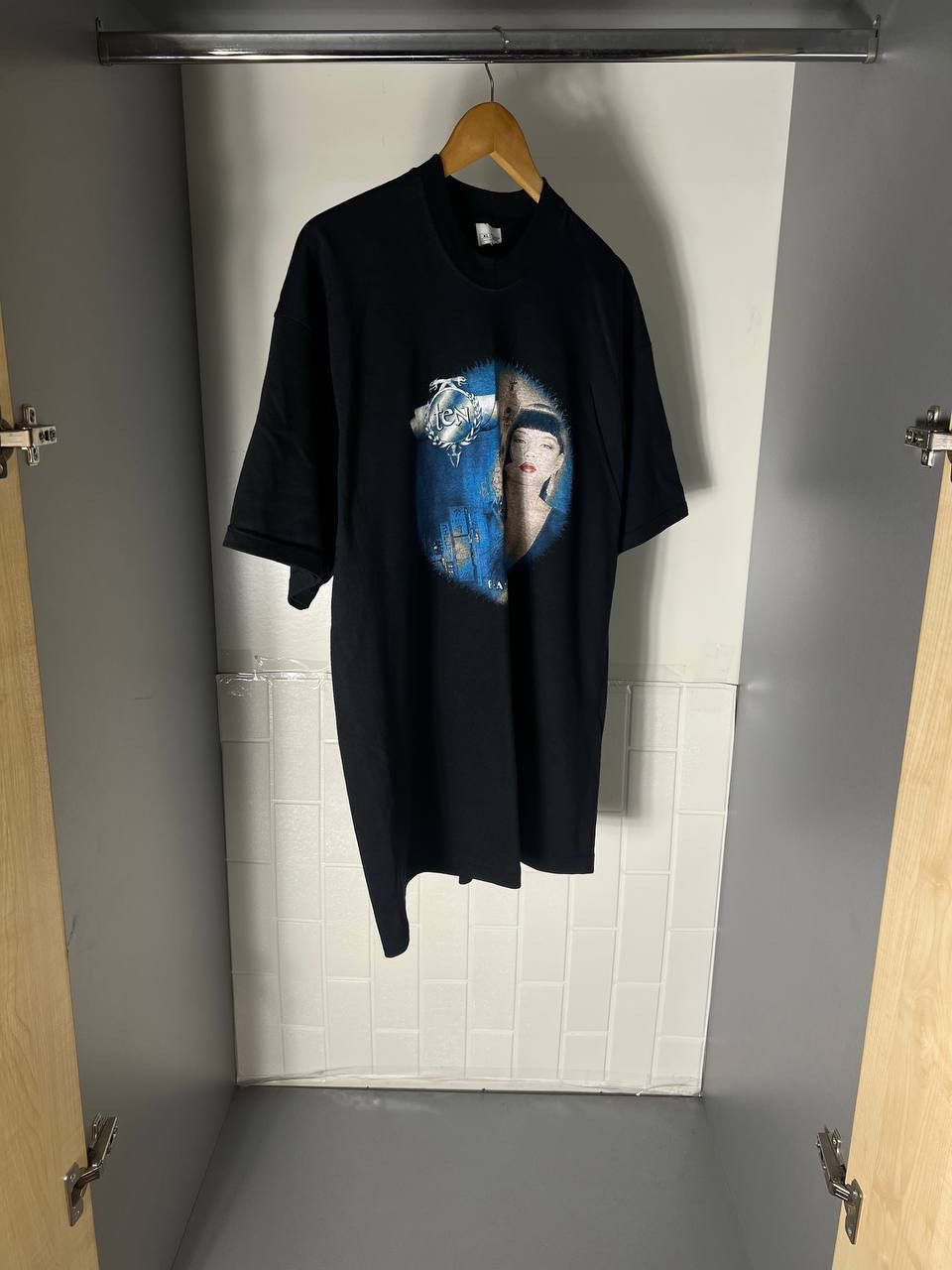 Band Tees VINTAGE TEN BABYLON ALBUM TOUR ROCK T-SHIRT METAL Y2K 90s Size US XL / EU 56 / 4 - 7 Thumbnail