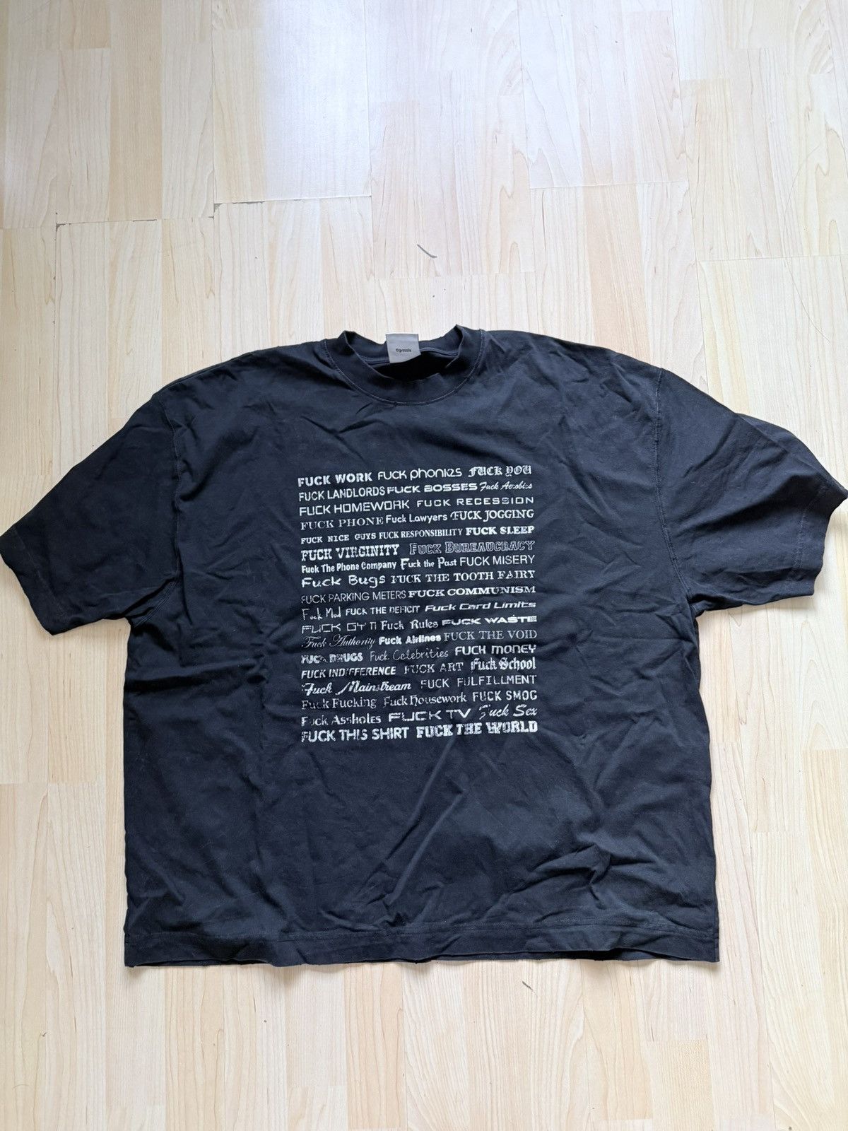 Vetememes Vetements Fuck everything t-shirt Size US M / EU 48-50 / 2 - 1 Thumbnail
