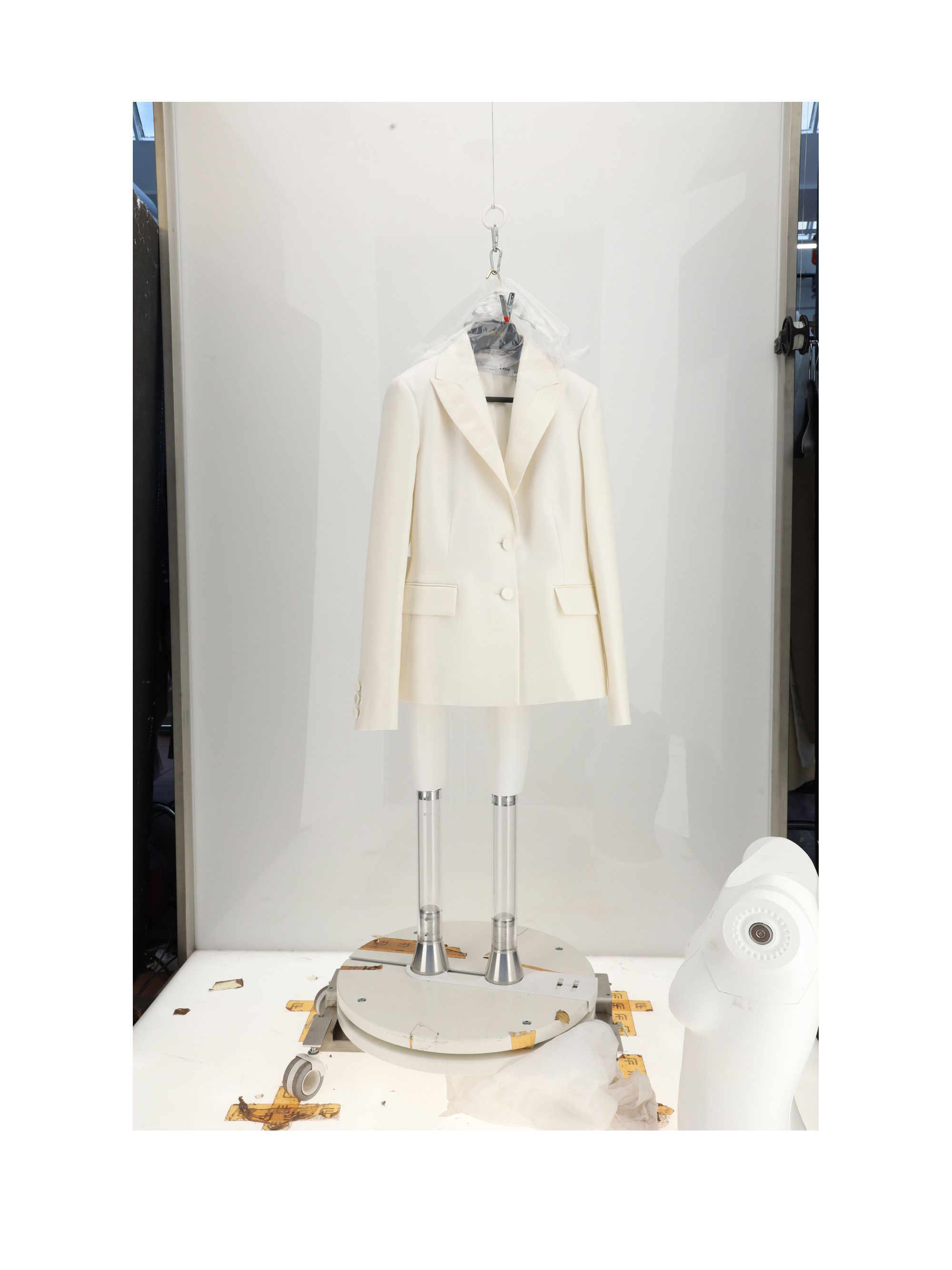 Dior VESTE SMOKING DB-SHANTUNG Size M / US 6-8 / IT 42-44 - 1 Thumbnail