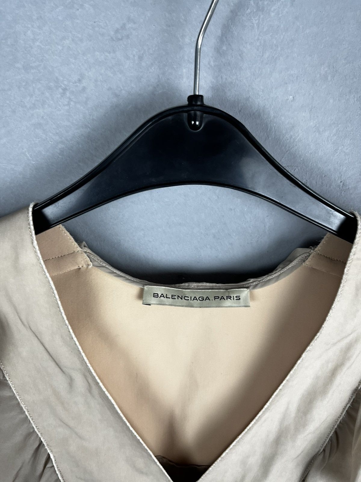 Balenciaga Balenciaga distressed avant garde shirt Size XS / US 0-2 / IT 36-38 - 6 Thumbnail