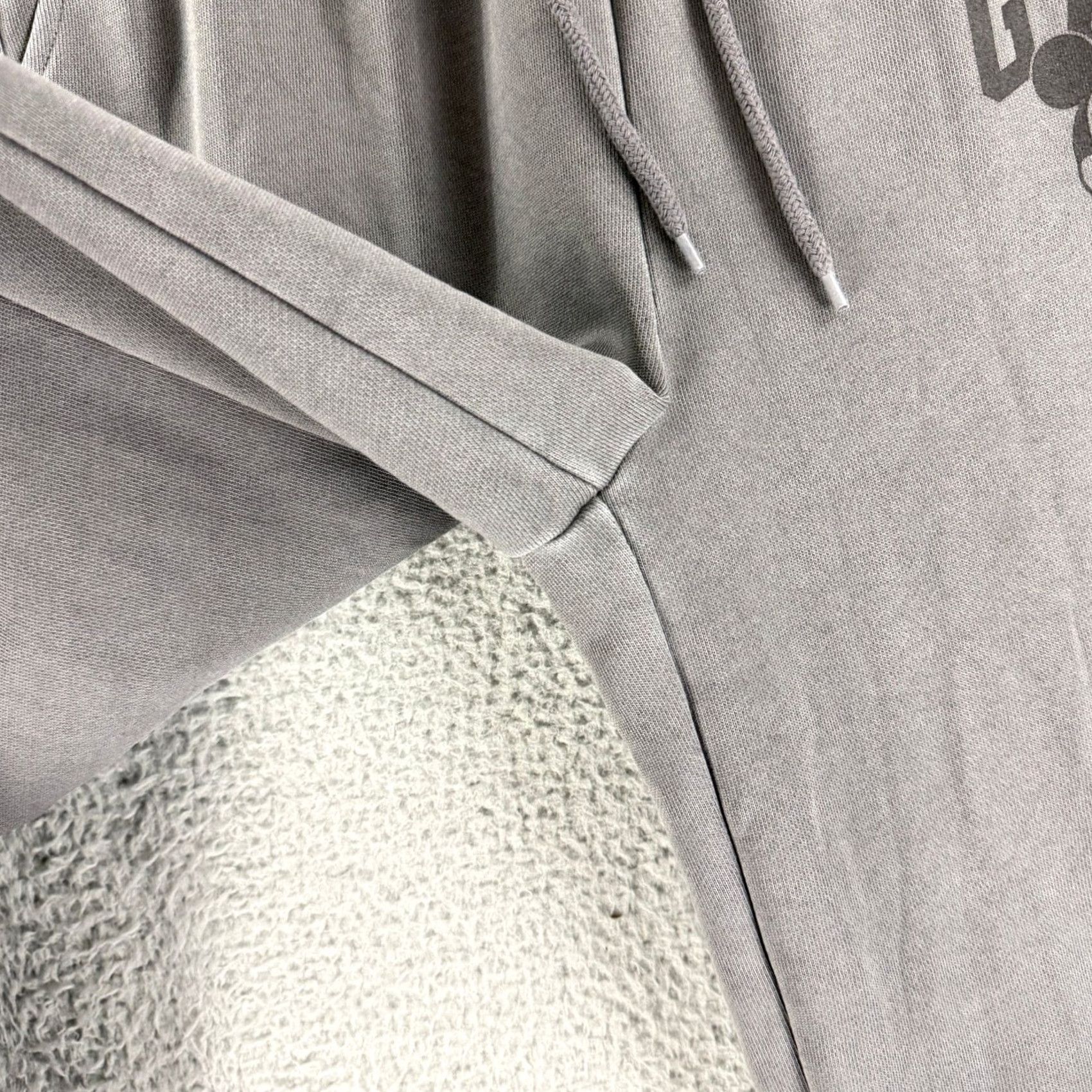 Gap Gap Disney Sweatpants Womens Small Gray Mickey Mouse Wide-Leg Joggers Pull On Size 28" / US 6 / IT 42 - 3 Thumbnail