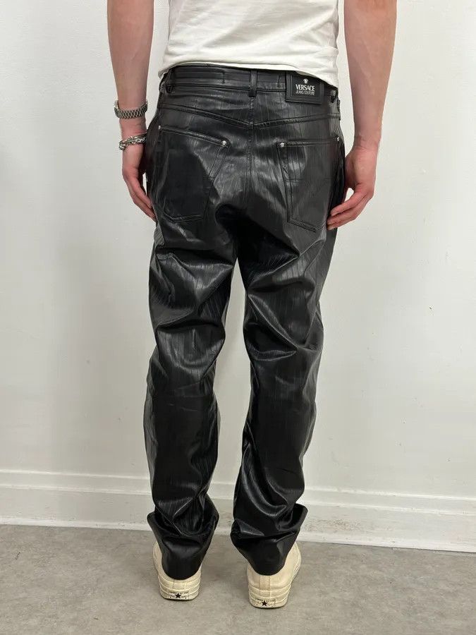 Versace 2000s Versace Black Lined Faux Leather Pants Size US 32 / EU 48 - 4 Thumbnail