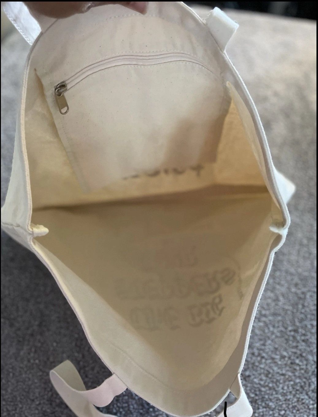 Kendrick Lamar Kendrick Lamar Tote- Rich Spirit Broke Phone Rare Size ONE SIZE - 4 Thumbnail
