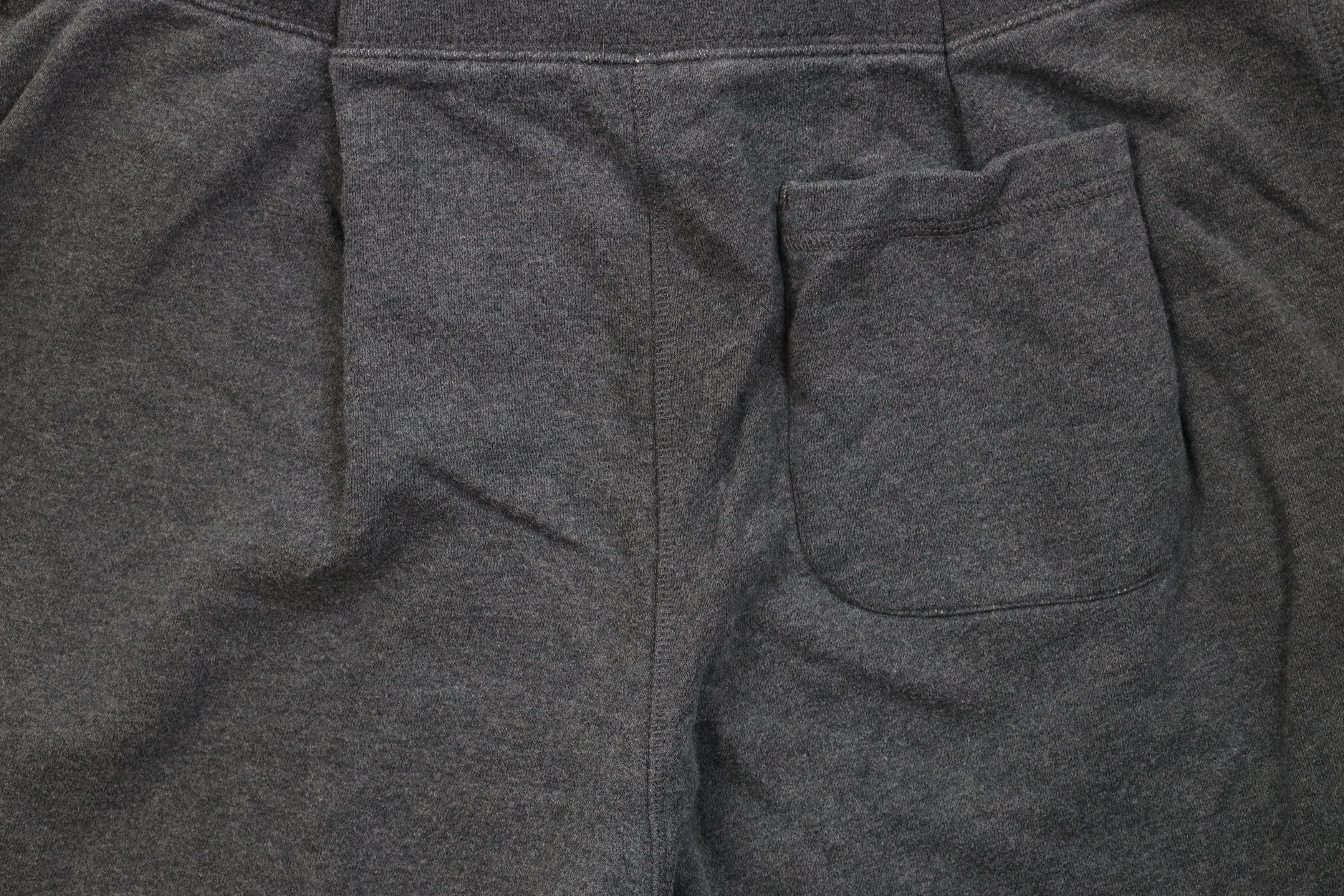 Champion Vintage Y2K Champion Spell Above Knee Sweatpants Shorts Gray Size US 38 / EU 54 - 12 Thumbnail