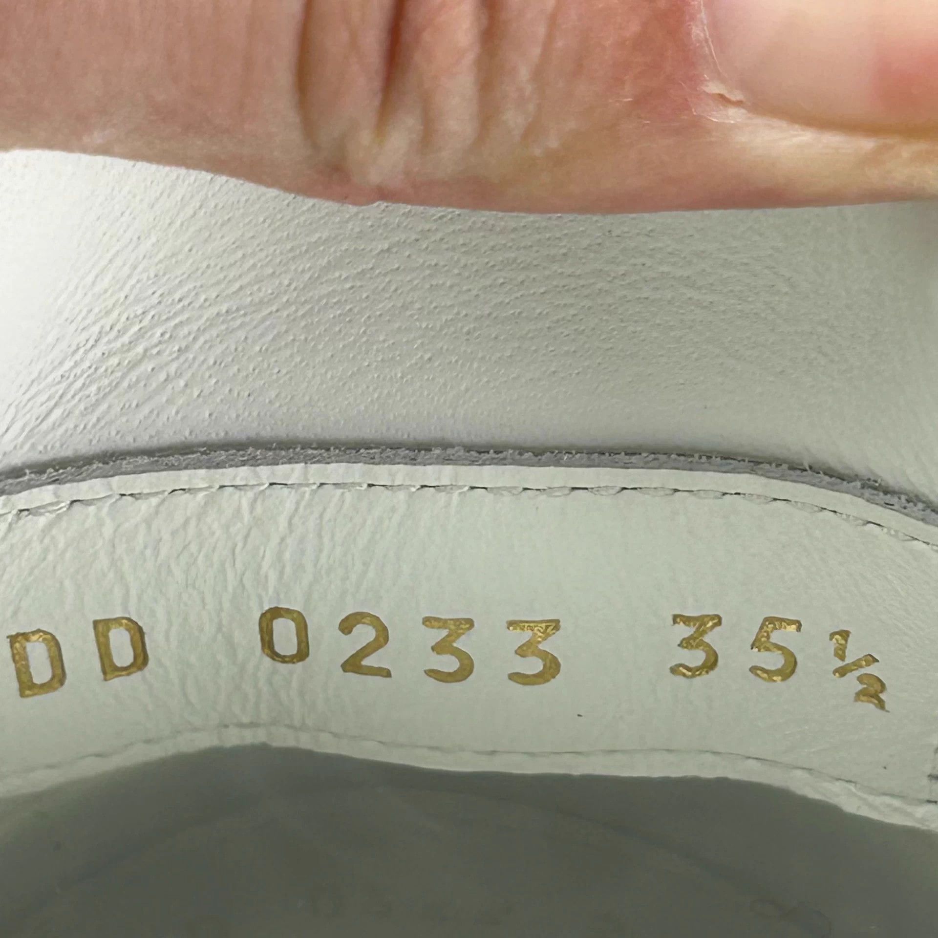 Louis Vuitton LV black and white embossed platform shoes 35.5 Size US 4.5 / IT 34.5 - 7 Thumbnail