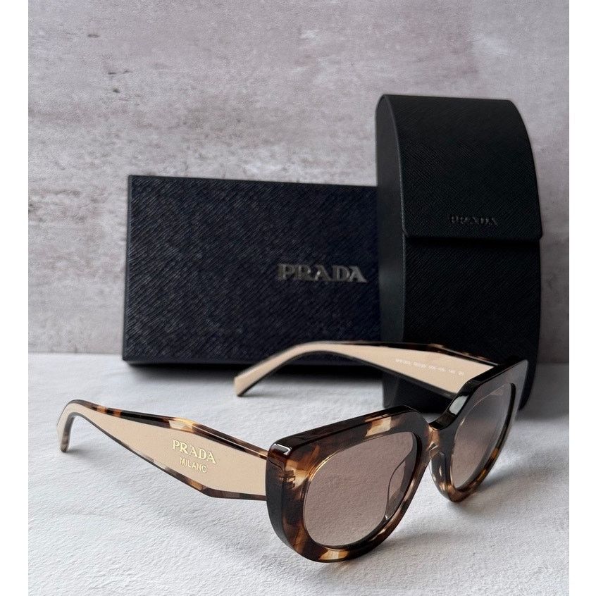 NEW Prada PR D01S Sunglasses in Black Tortoise $390 Prada PR D01S M (52 - 21) with Grey lenses and Black frame  main image 2