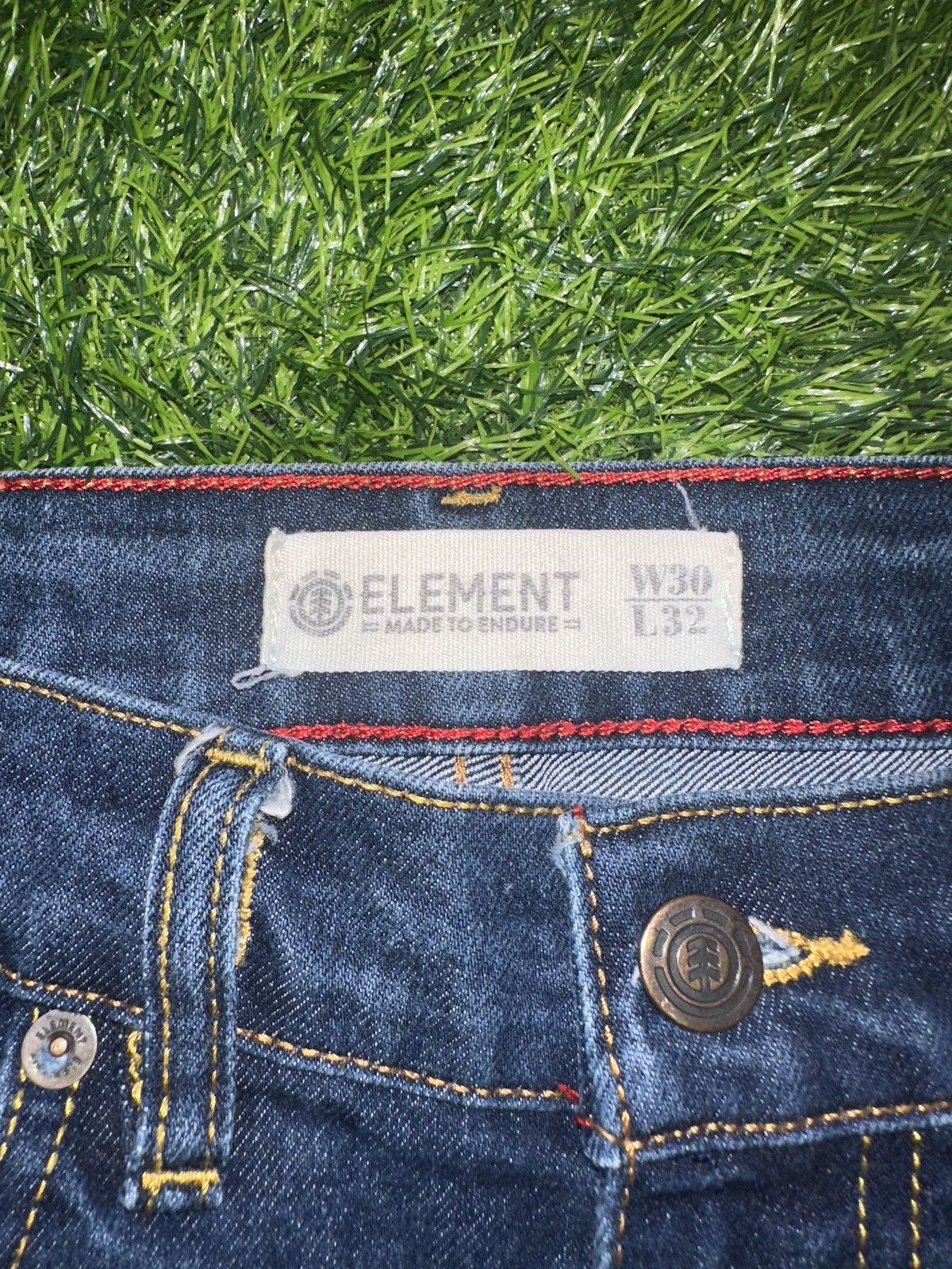 Element Element skateboards y2k jorts size W 30 Size US 30 / EU 46 - 4 Thumbnail