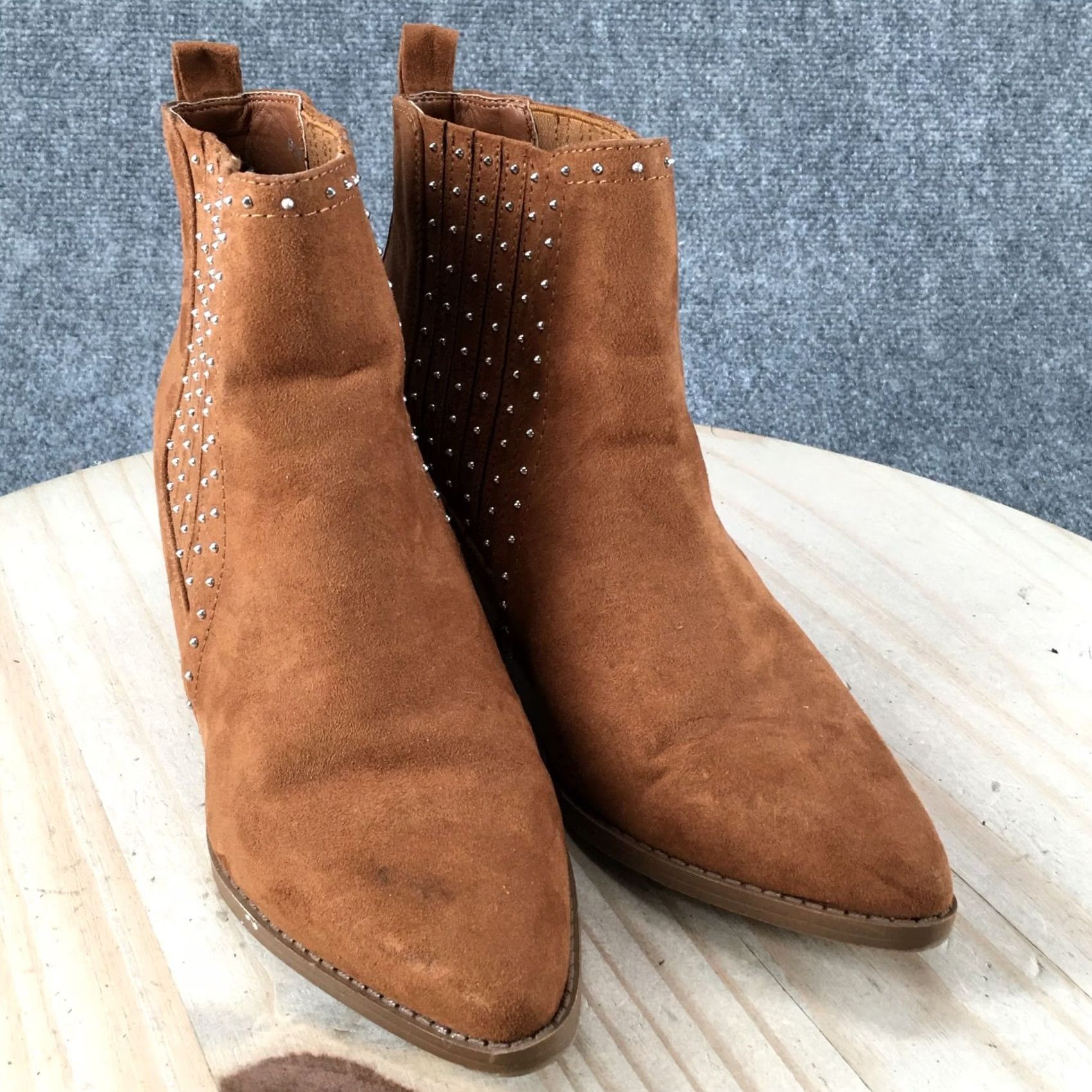 Vintage Maurices Audra Studded Pointed Toe Ankle Booties Brown Boots Womens 9.5 M Heel Mid Block Leather Fatigue? Size US 10 / IT 40 - 3 Thumbnail