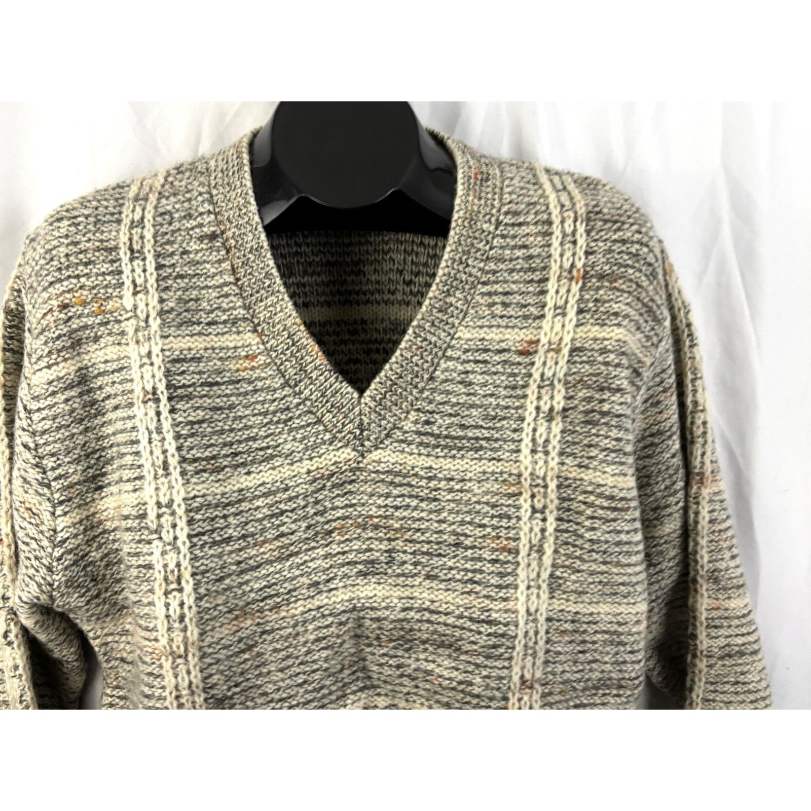 Pendleton Vtg Pendleton Pure Virgin Wool V-Neck Sweater USA Gray L Size US L / EU 52-54 / 3 - 5 Thumbnail