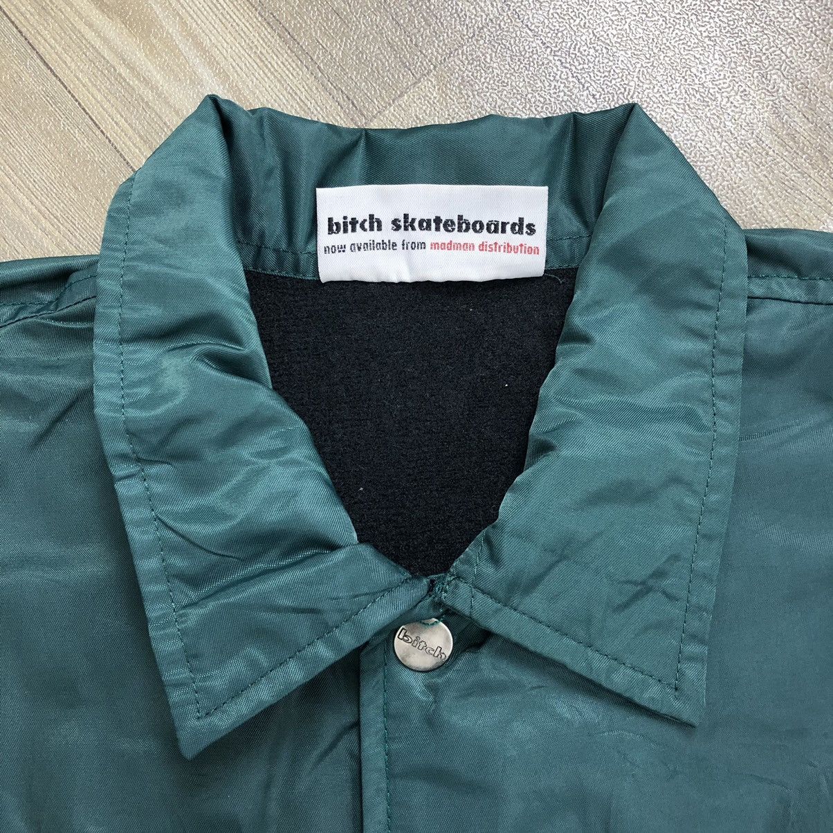 Powell Peralta × Vintage Vintage 90s Bitch Skateboard Green Vest Size US M / EU 48-50 / 2 - 5 Thumbnail