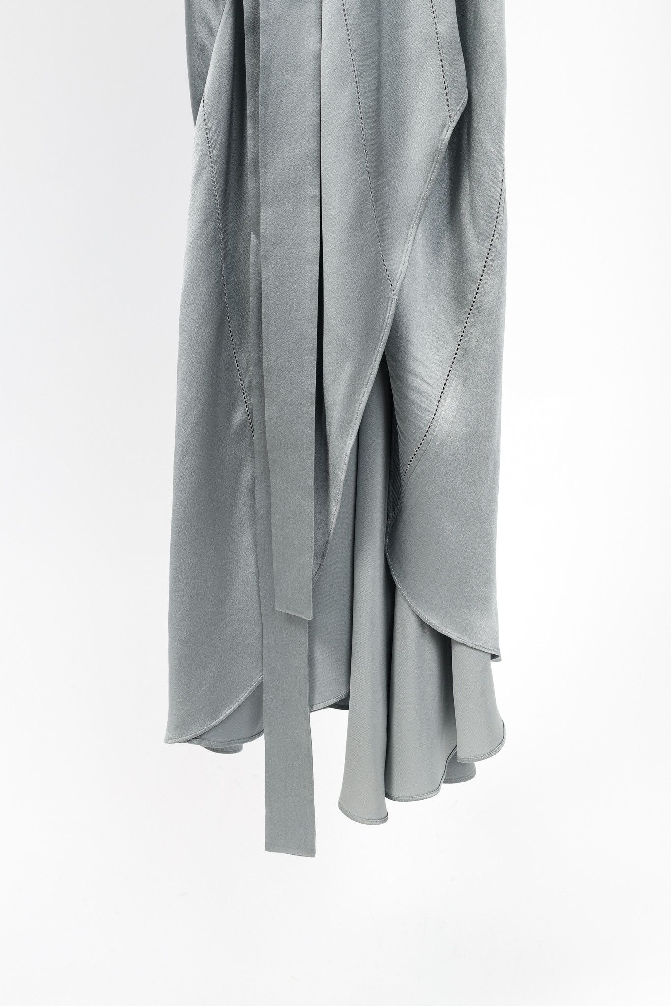 Burberry Burberry Emily Mineral Blue Silk-Satin Tie-Waist Shirt Dress Size S / US 4 / IT 40 - 6 Thumbnail