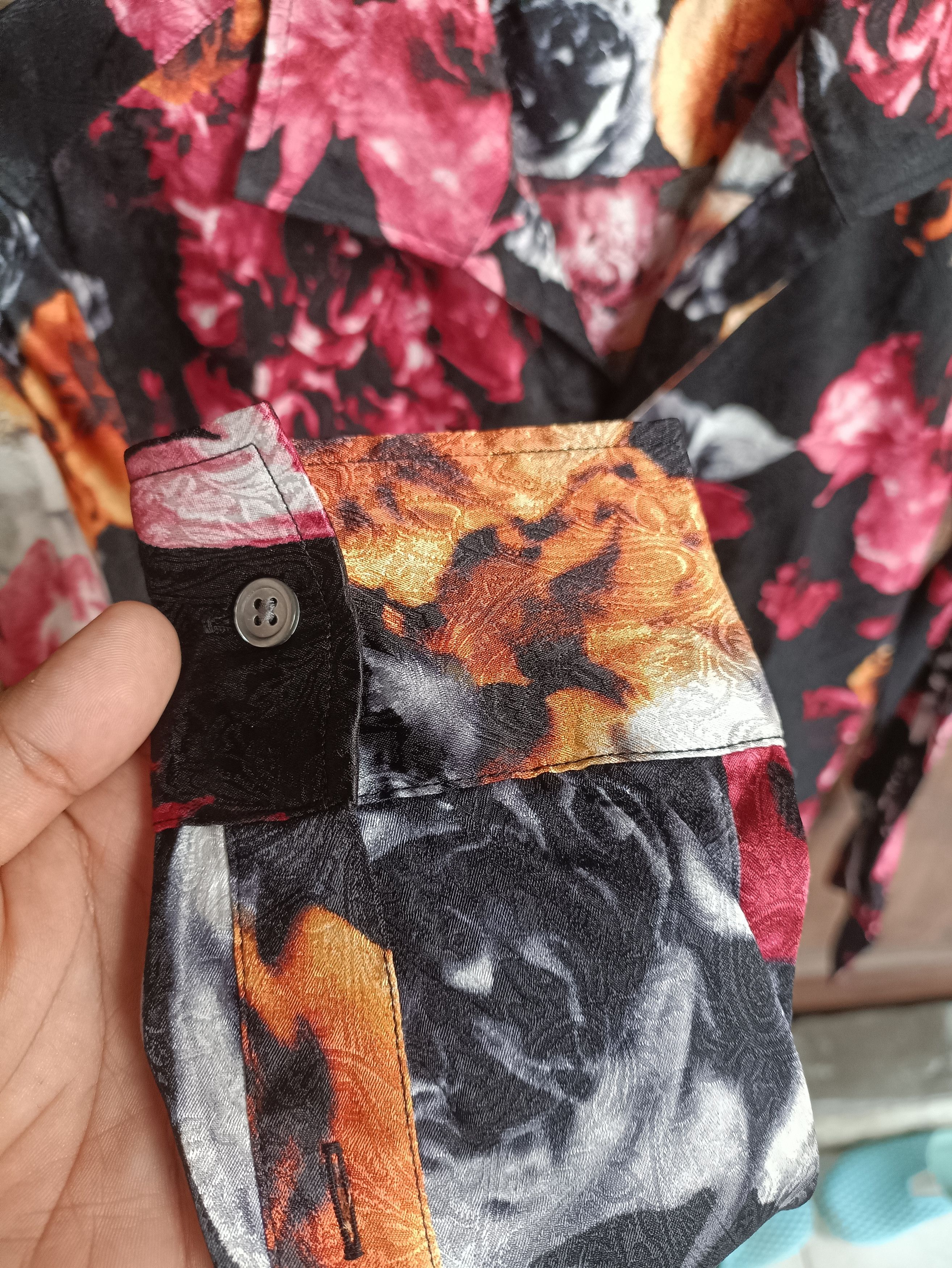 Tornado Mart Tornado Mart tops flower patern Size L / US 10 / IT 46 - 7 Thumbnail