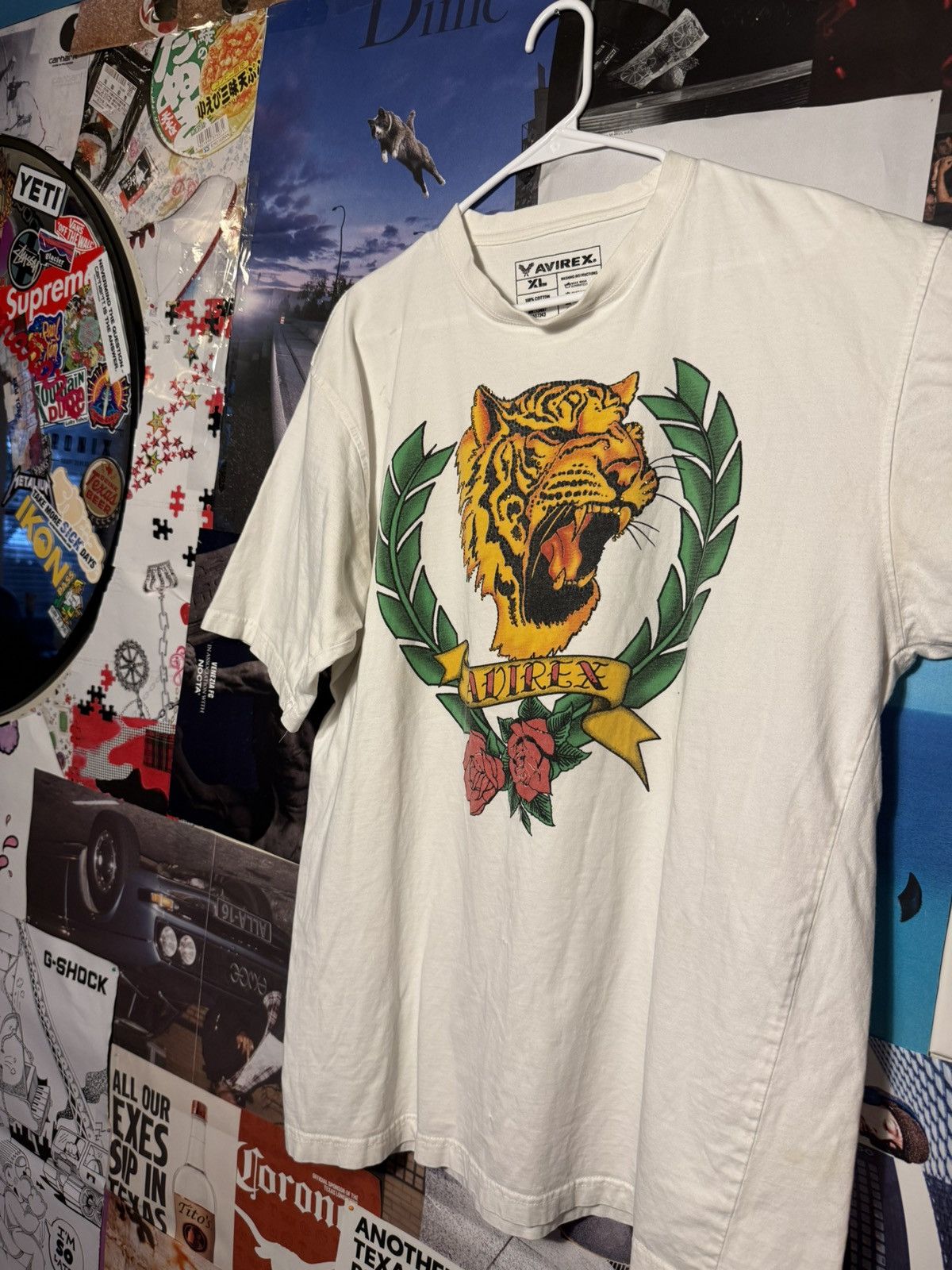 Avirex AVIREX tiger graphic tee XL white y2k rhinestone stud crest Size US XL / EU 56 / 4 - 6 Thumbnail