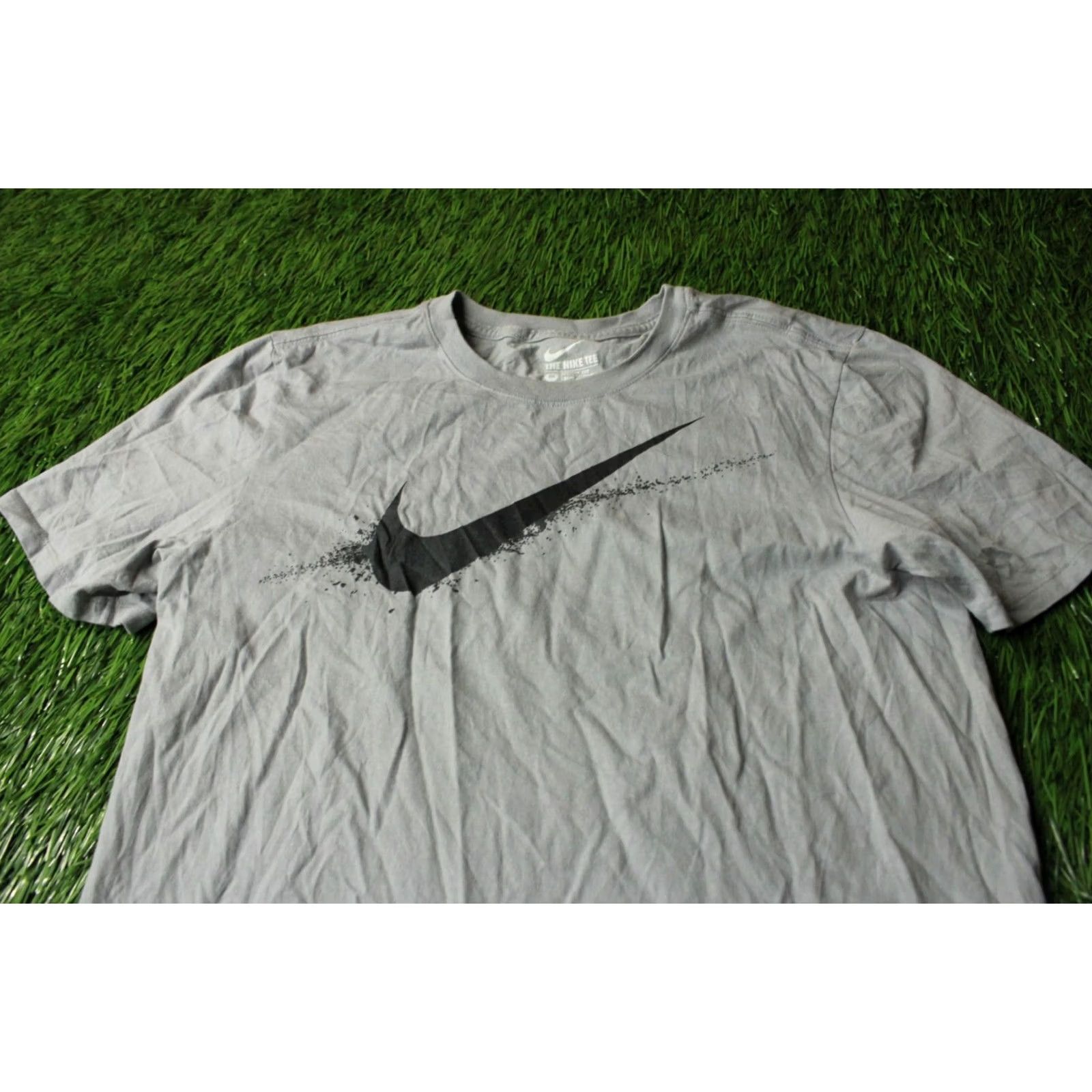 Nike NIKE Shirt Mens M Gray 100% Cotton Short Sleeve Crew Neck T-SHIRT 2015 Casual Jersey Vintage No Size US M / EU 48-50 / 2 - 2 Thumbnail
