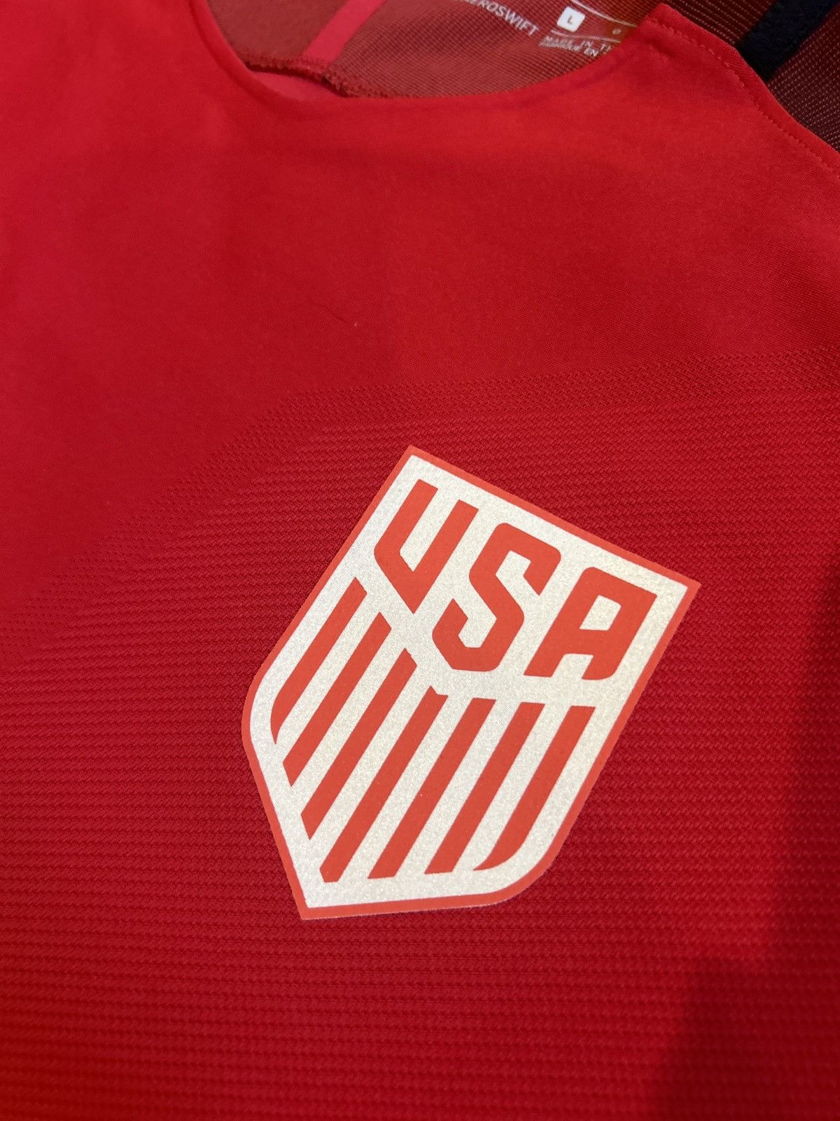 Nike 17/18 USA Pulisic Third Shirt Size US L / EU 52-54 / 3 - 6 Thumbnail
